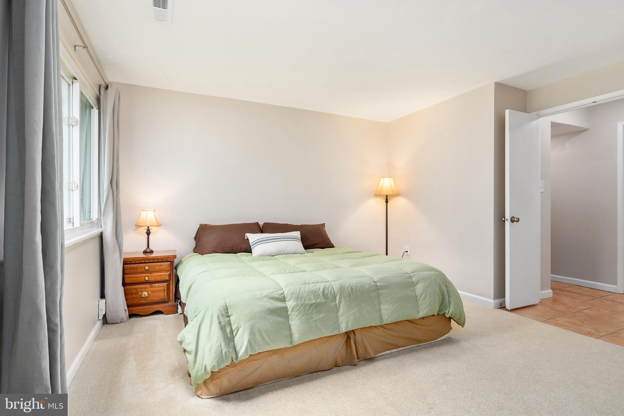 CROFTON MEADOWS - Residential