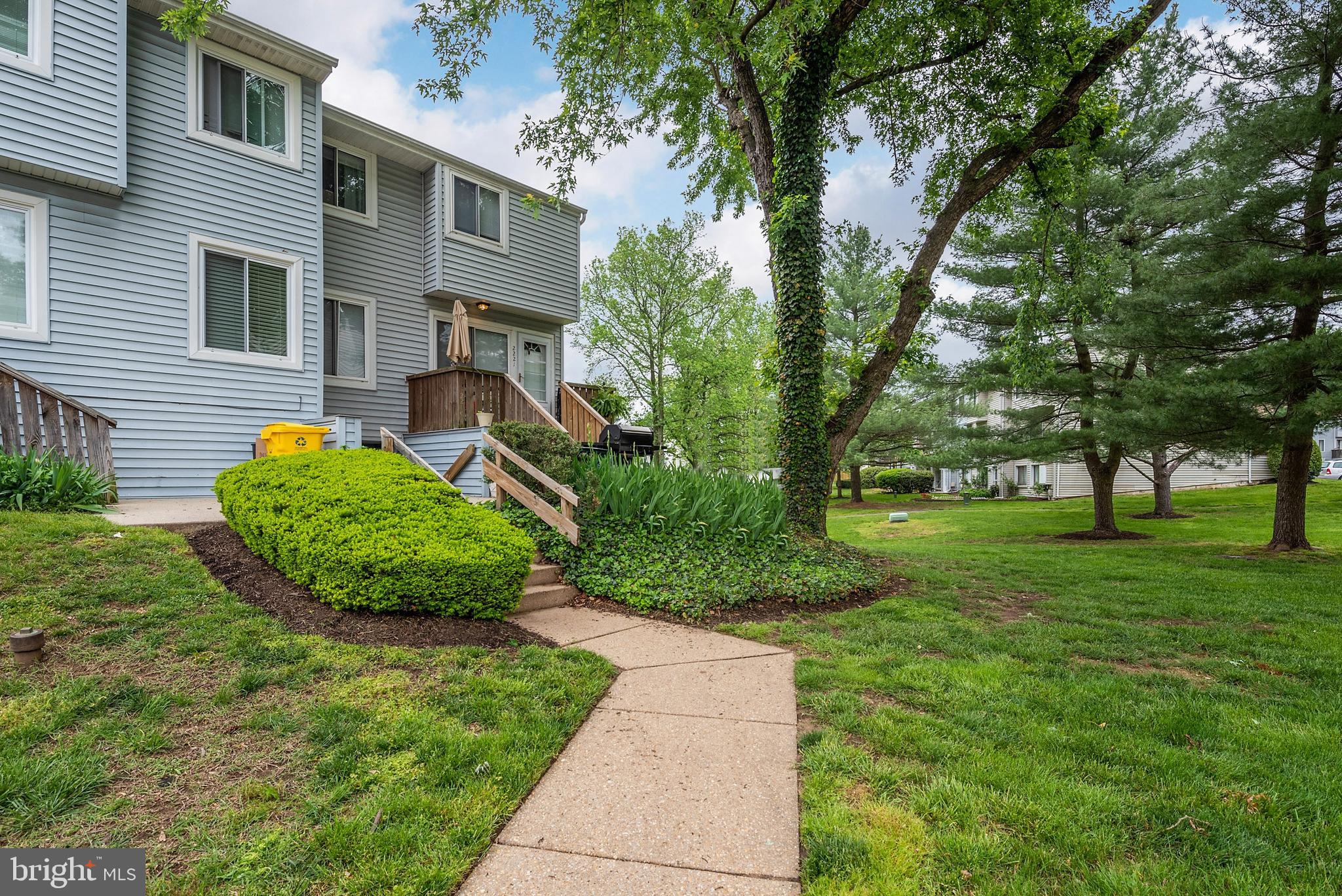 CROFTON MEADOWS - Residential