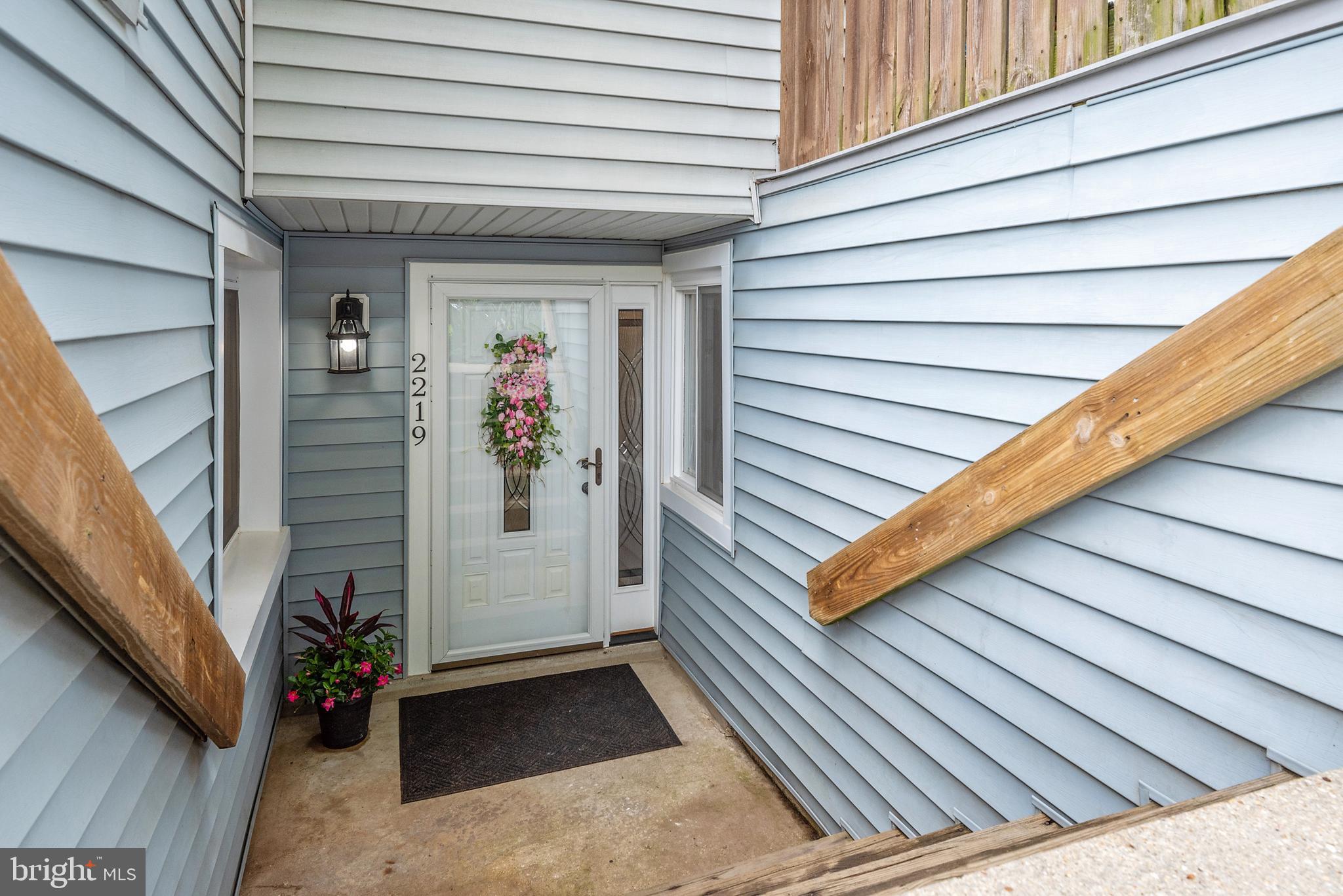 CROFTON MEADOWS - Residential