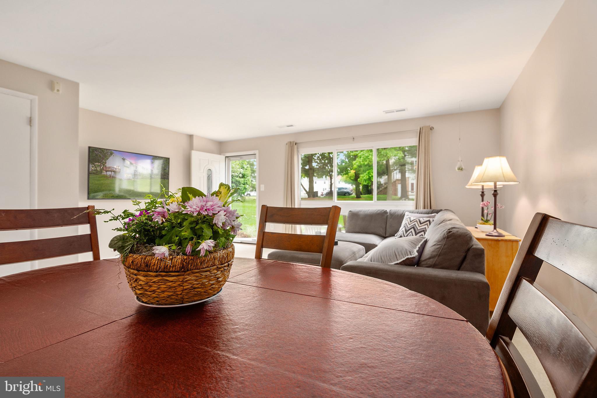 CROFTON MEADOWS - Residential