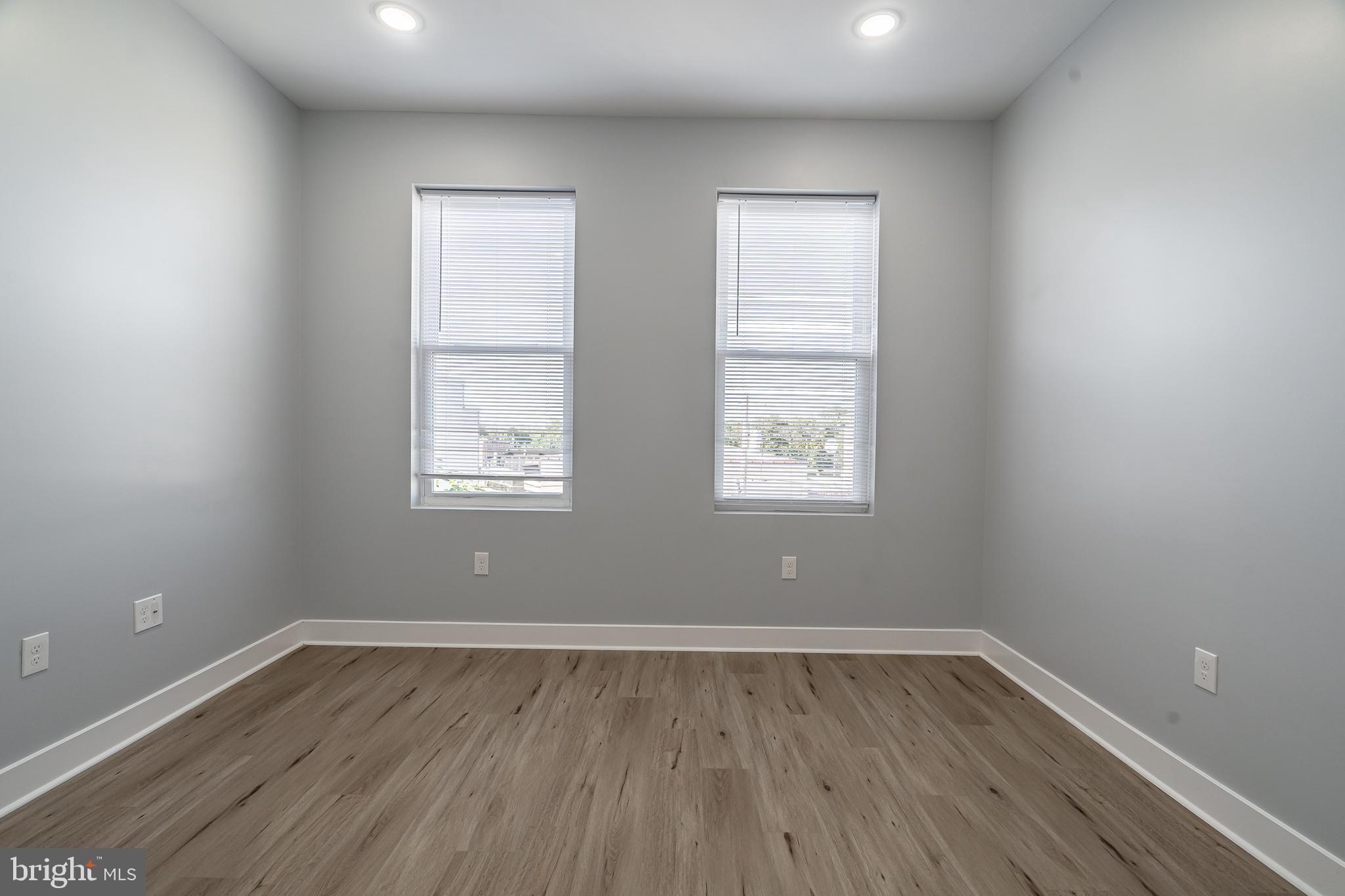 POWELTON VILLAGE - Residential Income