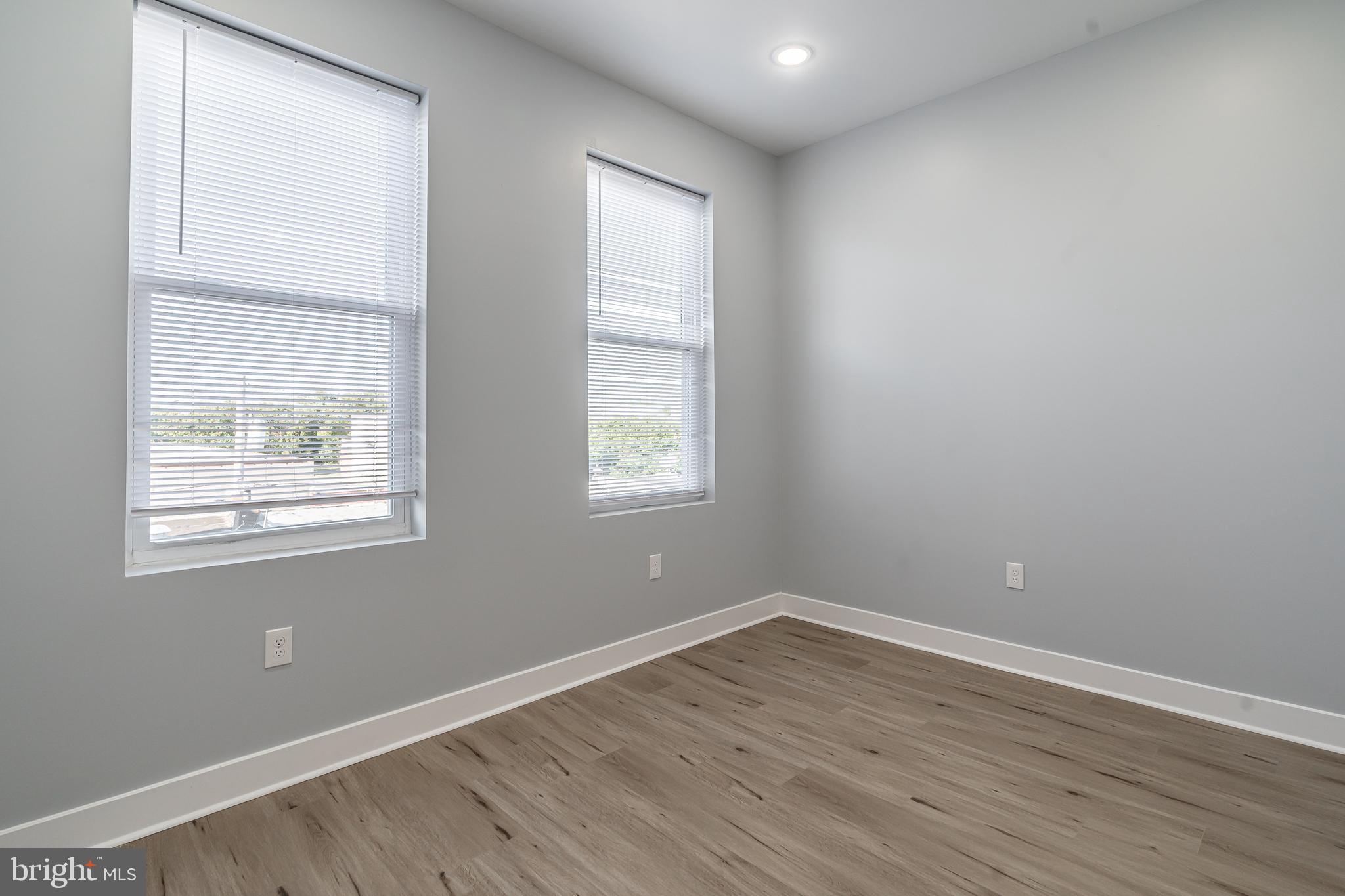 POWELTON VILLAGE - Residential Income