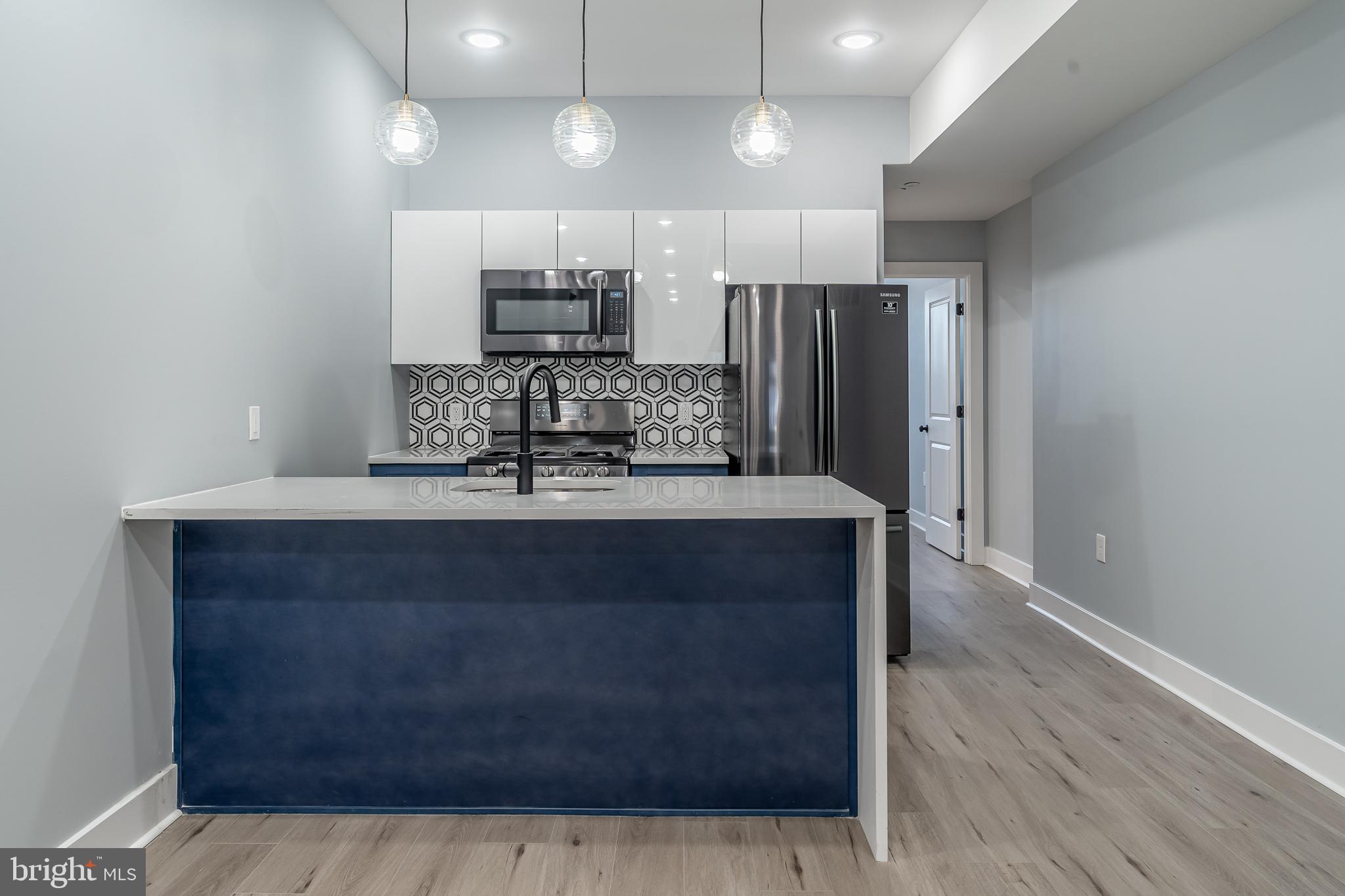 POWELTON VILLAGE - Residential Income