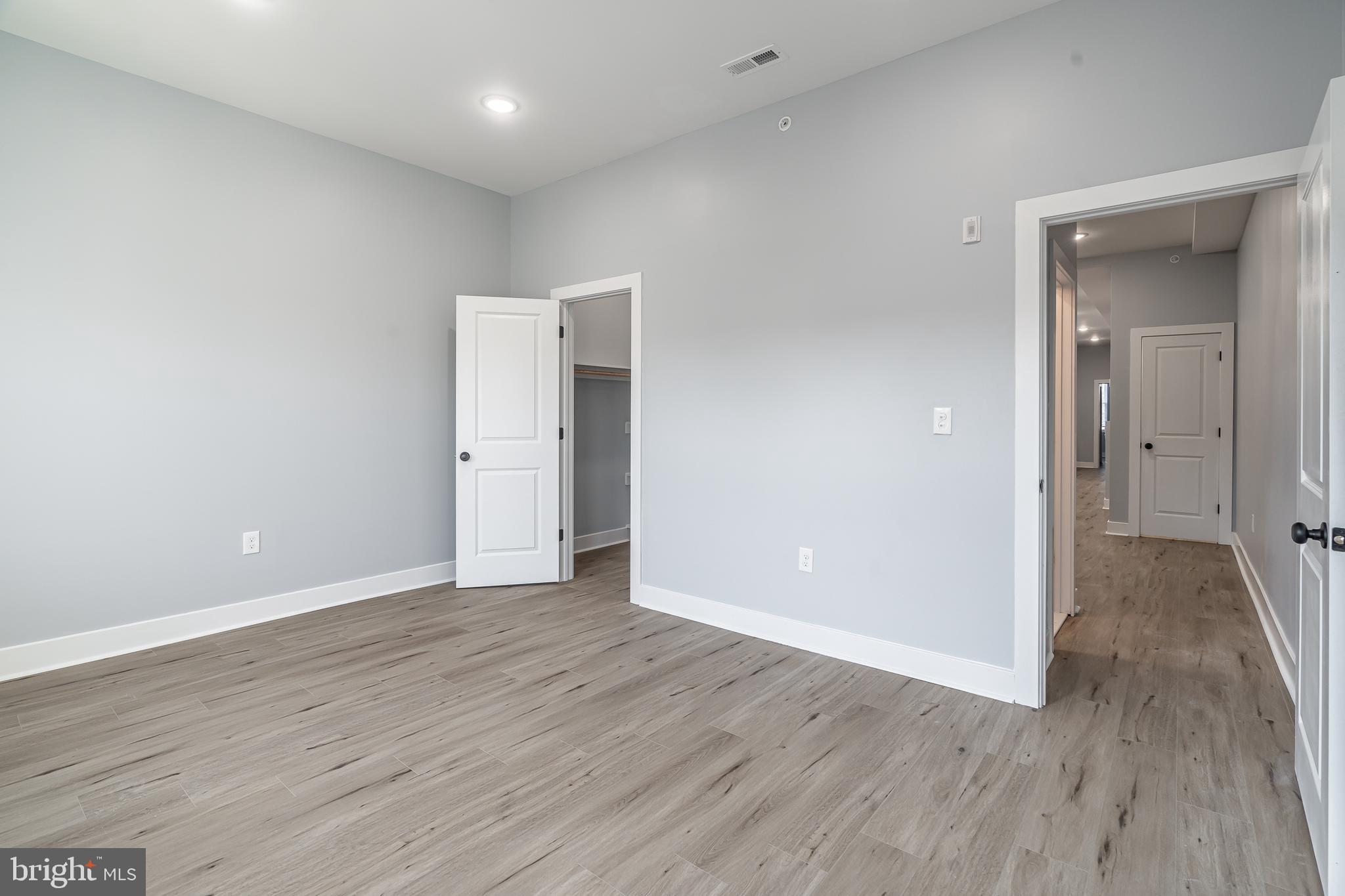 POWELTON VILLAGE - Residential Income