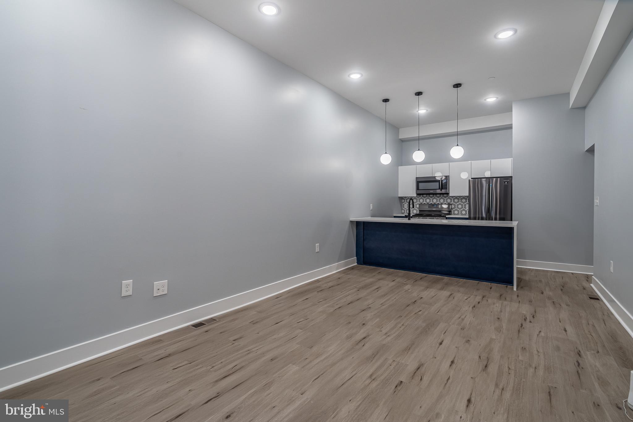 POWELTON VILLAGE - Residential Income