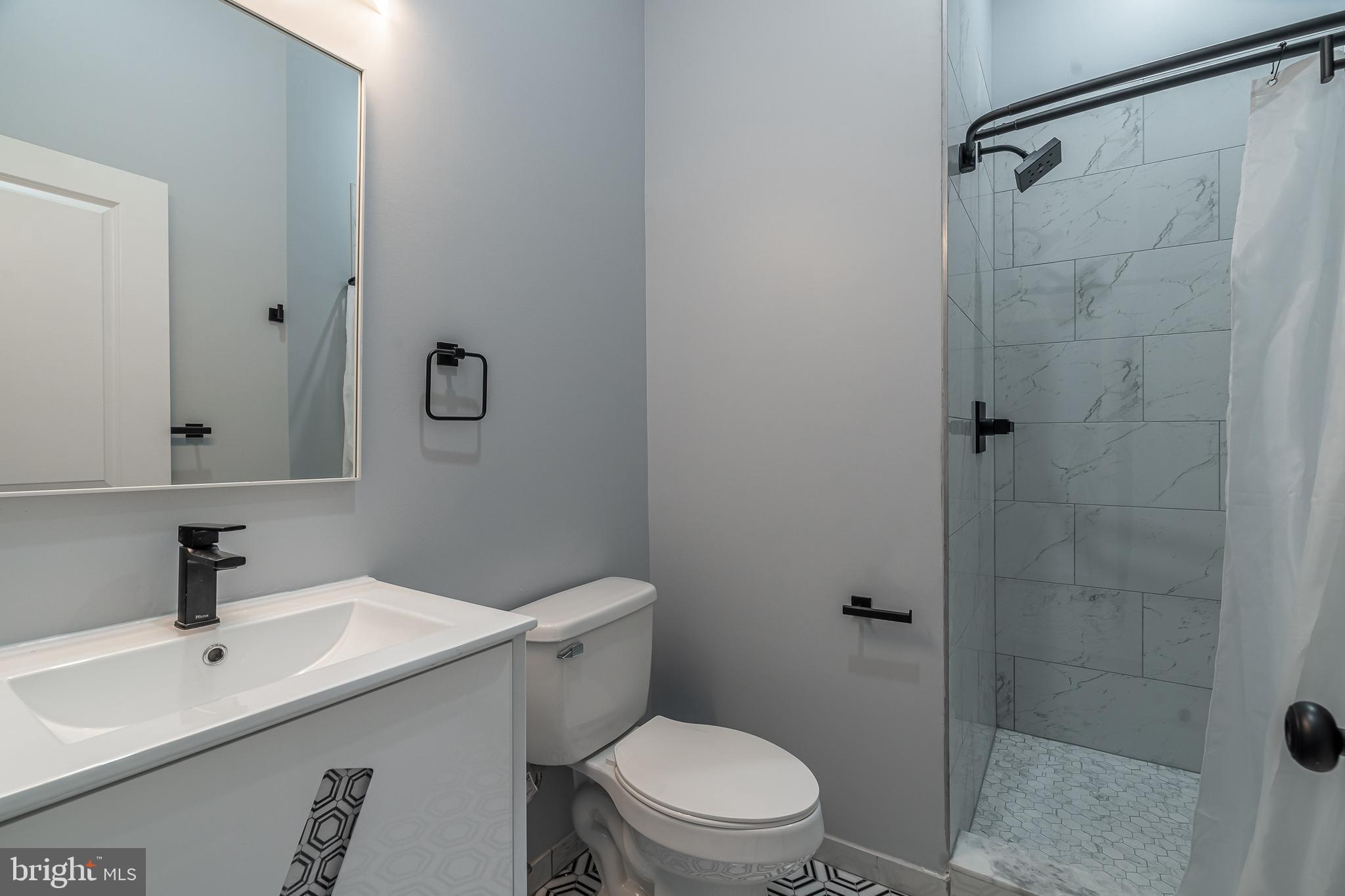 POWELTON VILLAGE - Residential Income