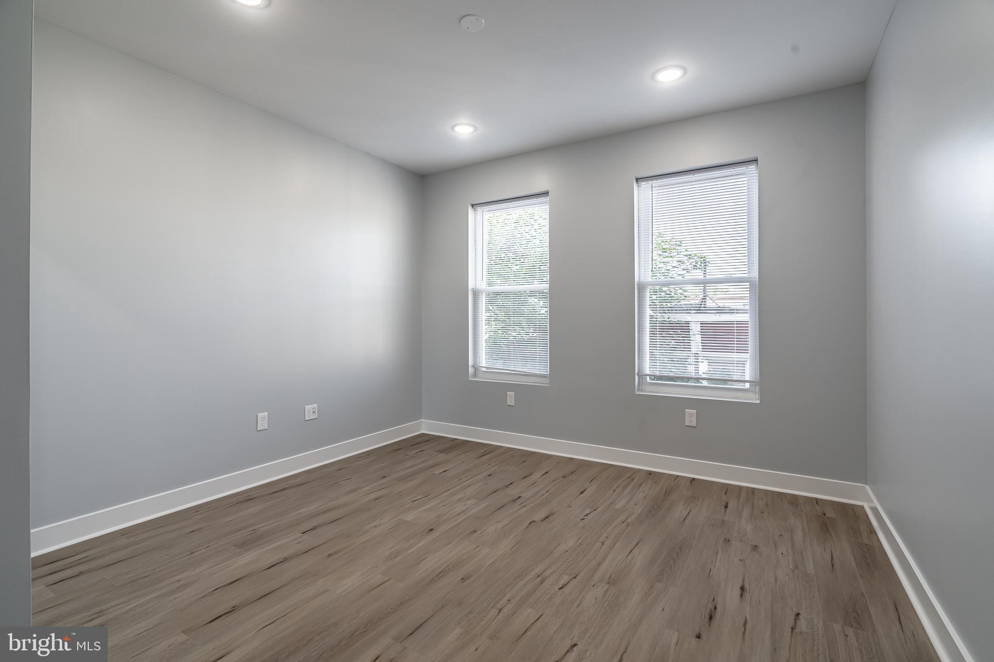 POWELTON VILLAGE - Residential Income