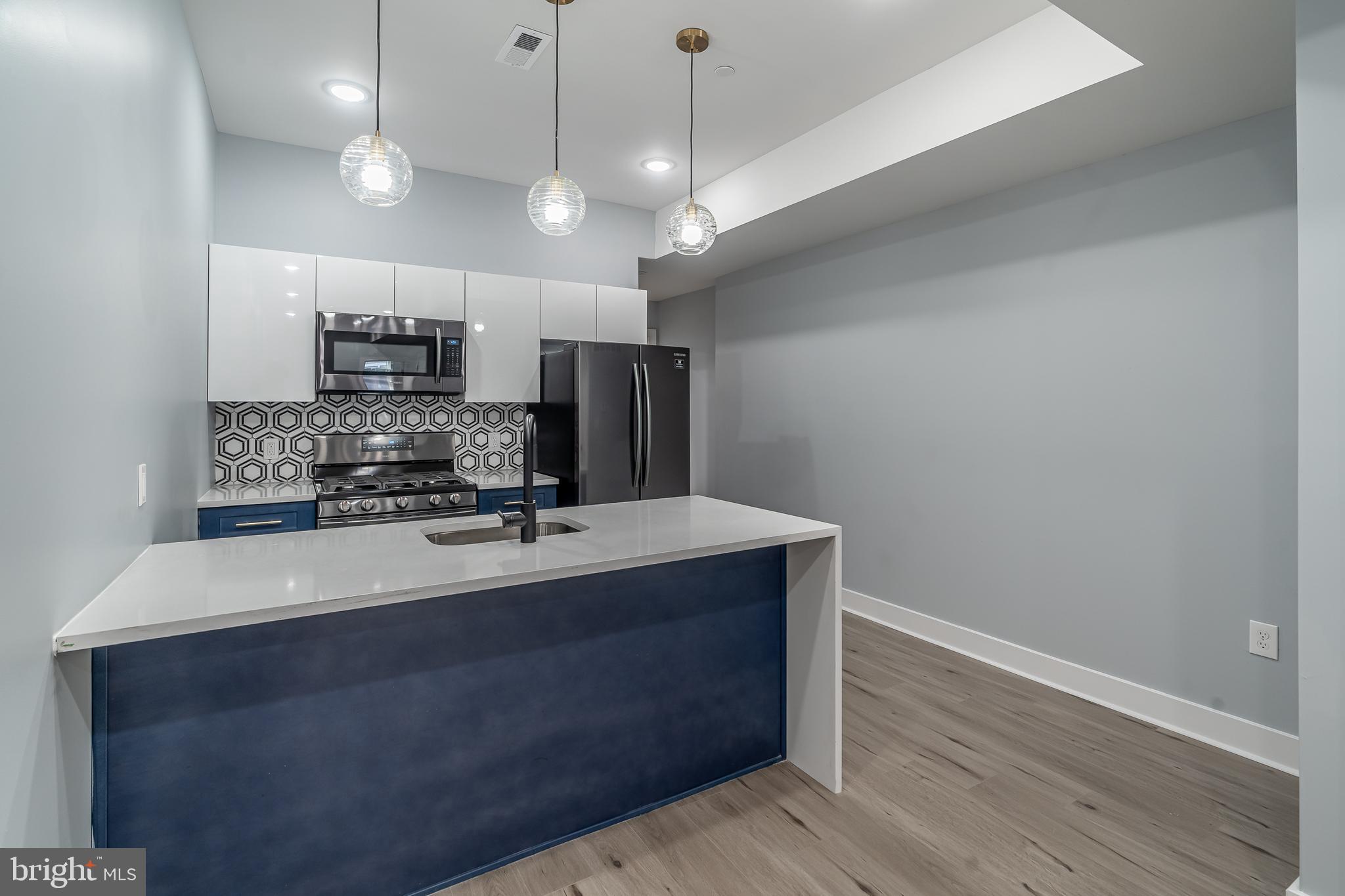 POWELTON VILLAGE - Residential Income