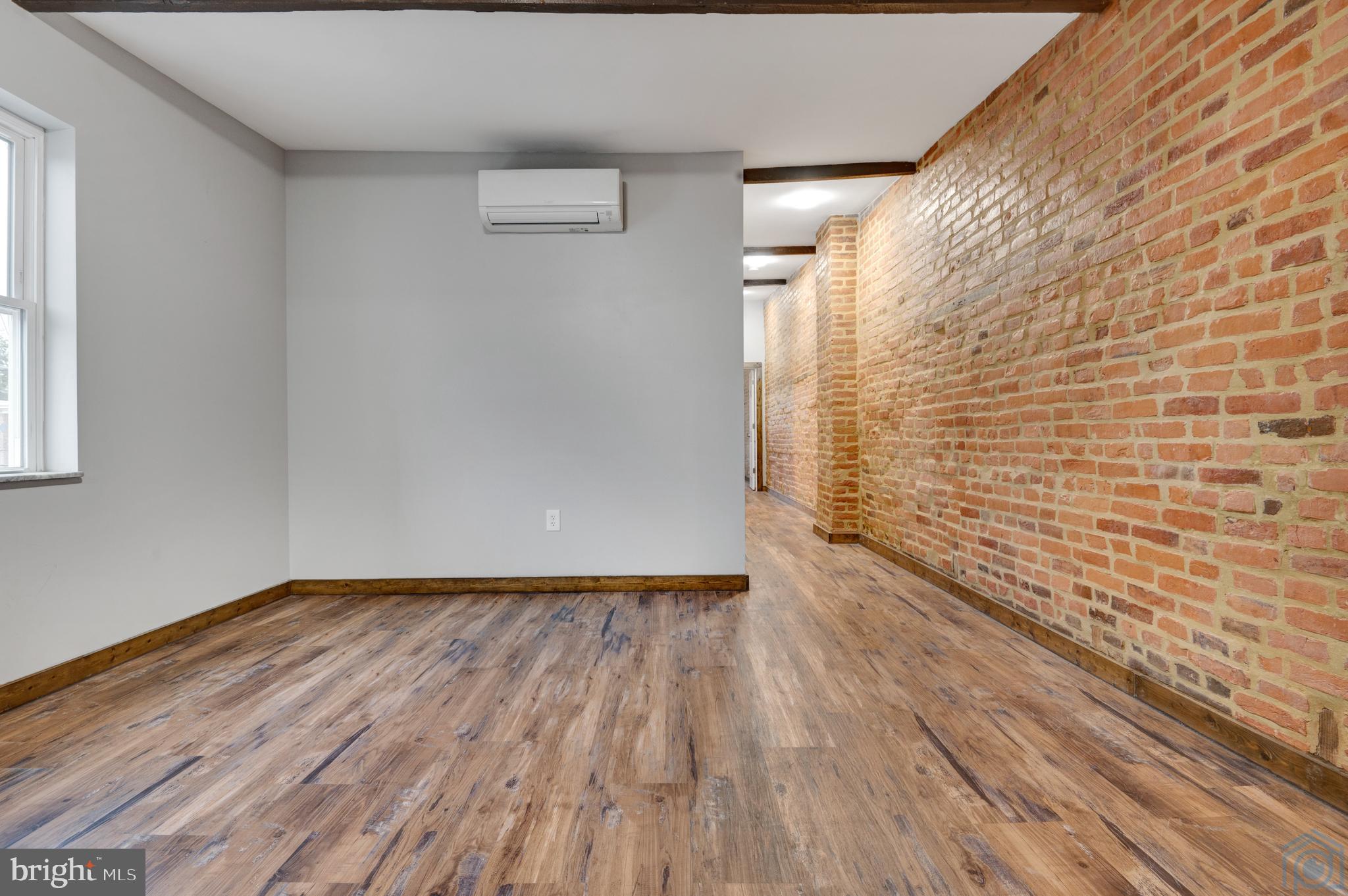 LOCUST POINT - Residential Lease