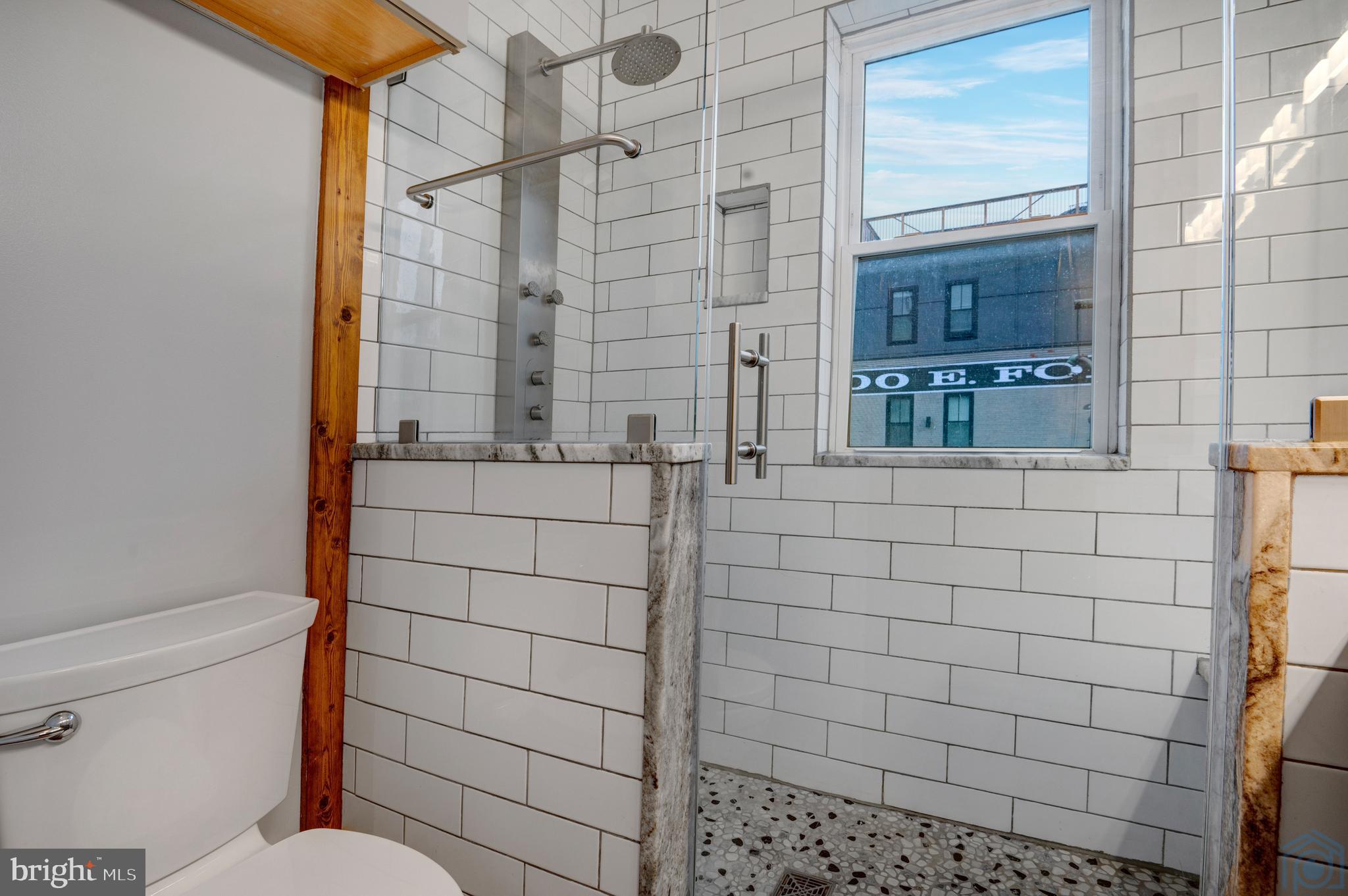 LOCUST POINT - Residential Lease