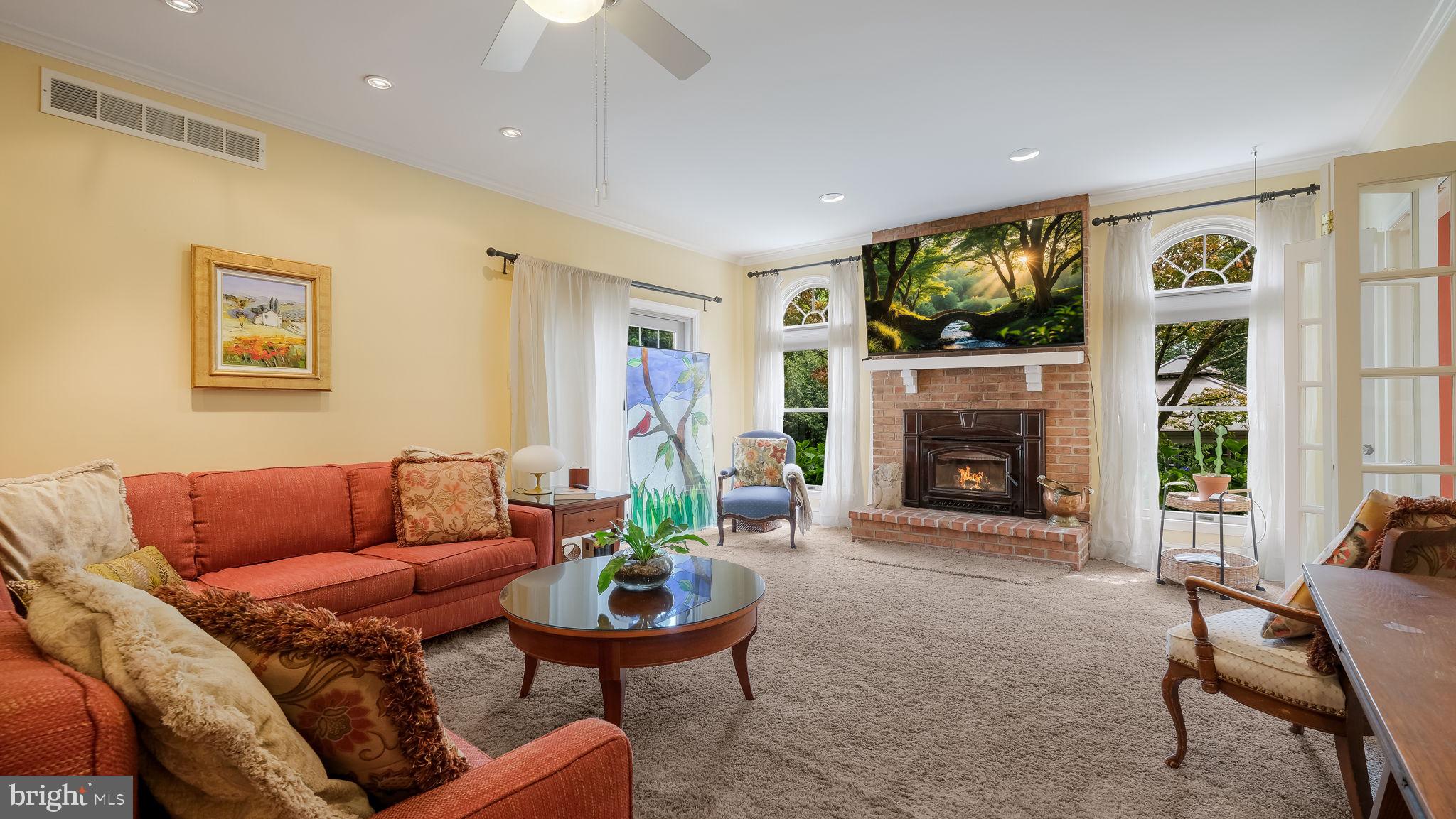 GWYNEDD KNOLL - Residential