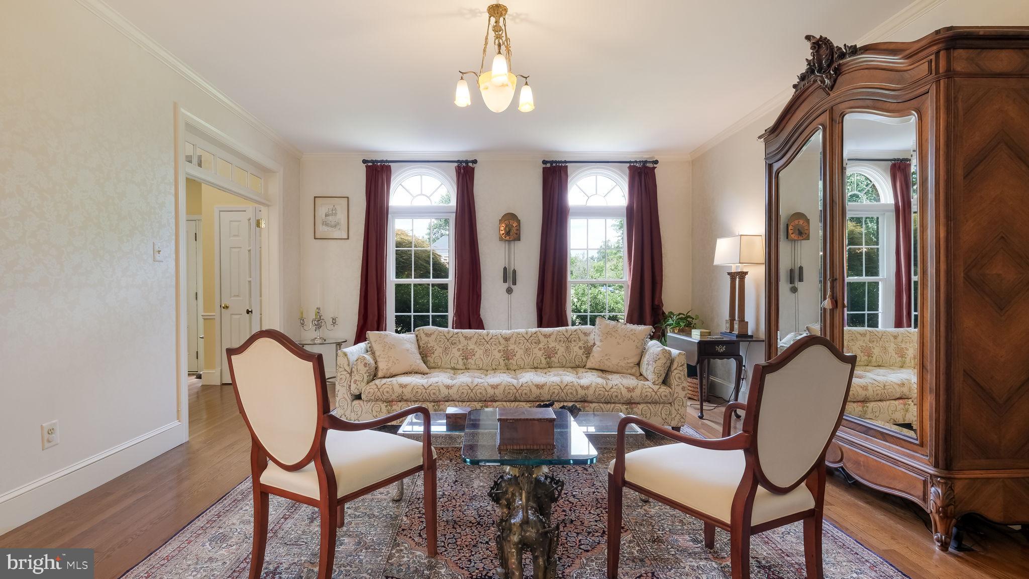 GWYNEDD KNOLL - Residential