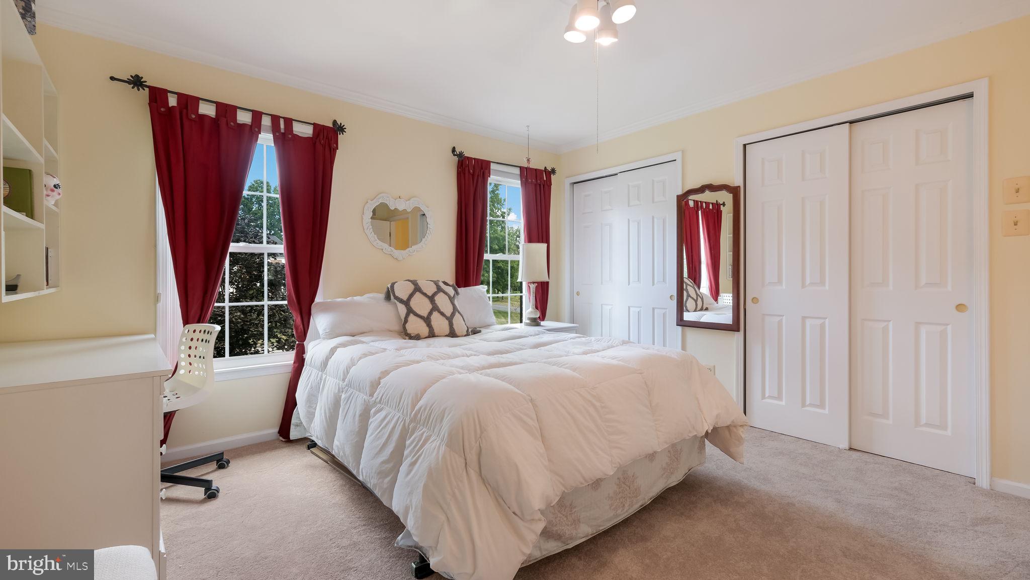 GWYNEDD KNOLL - Residential