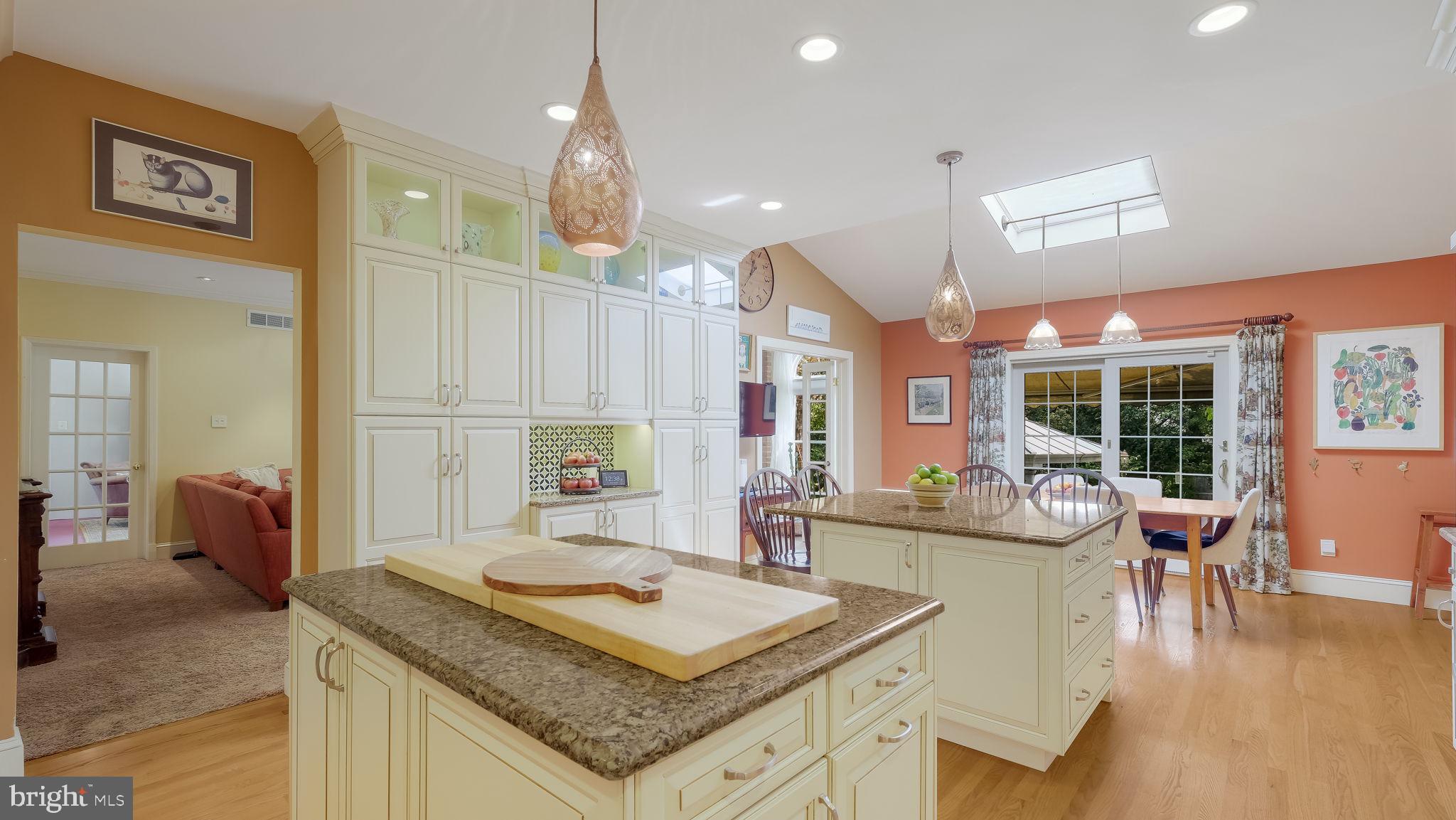 GWYNEDD KNOLL - Residential