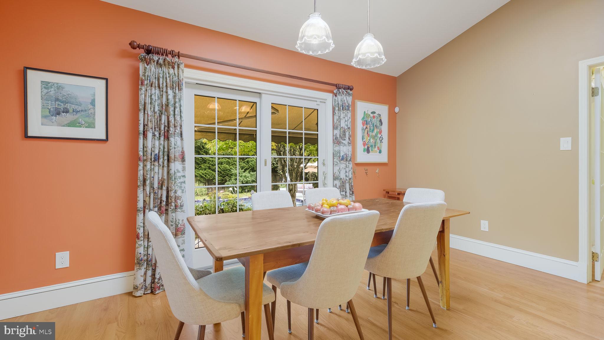 GWYNEDD KNOLL - Residential