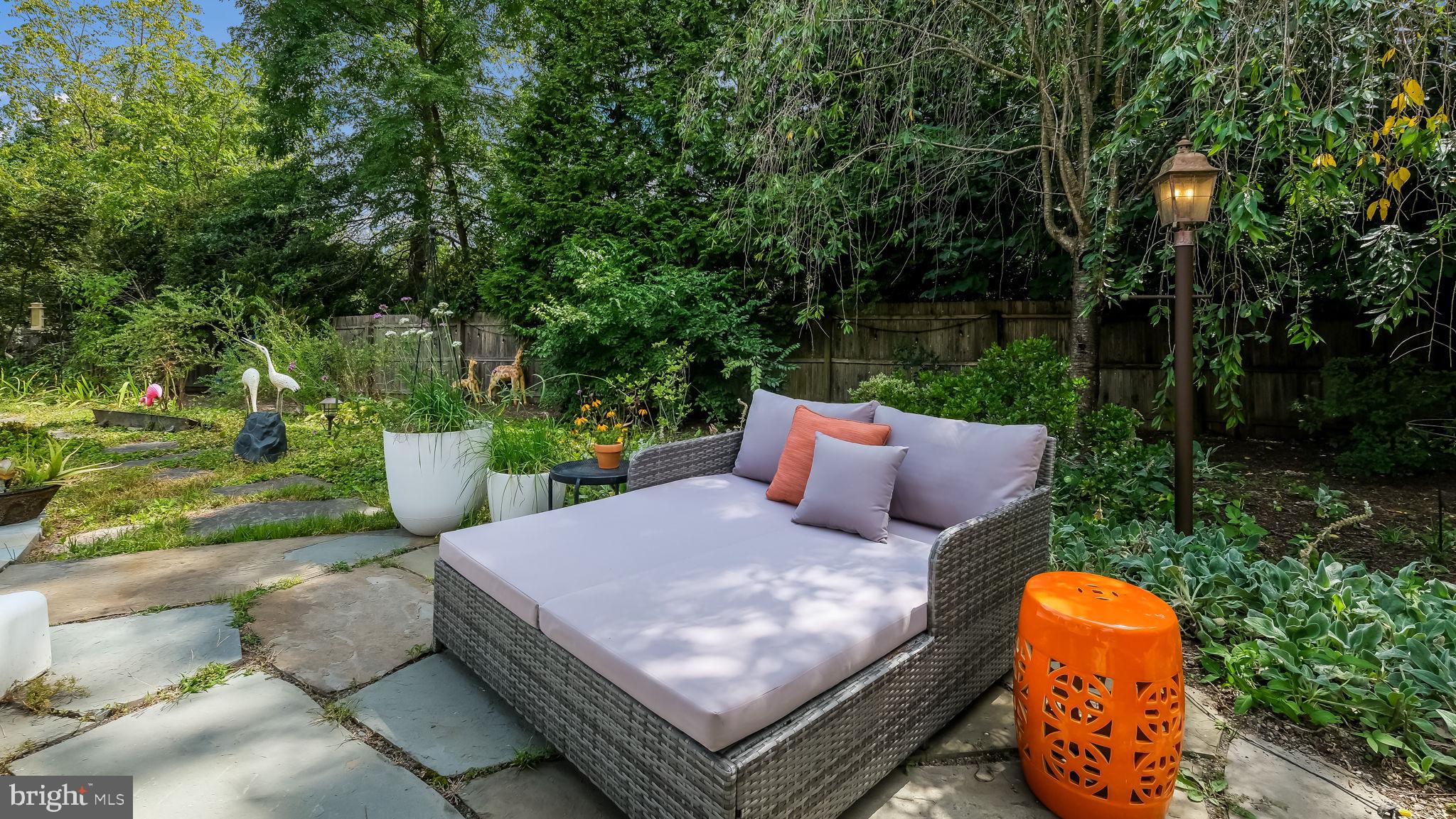 GWYNEDD KNOLL - Residential