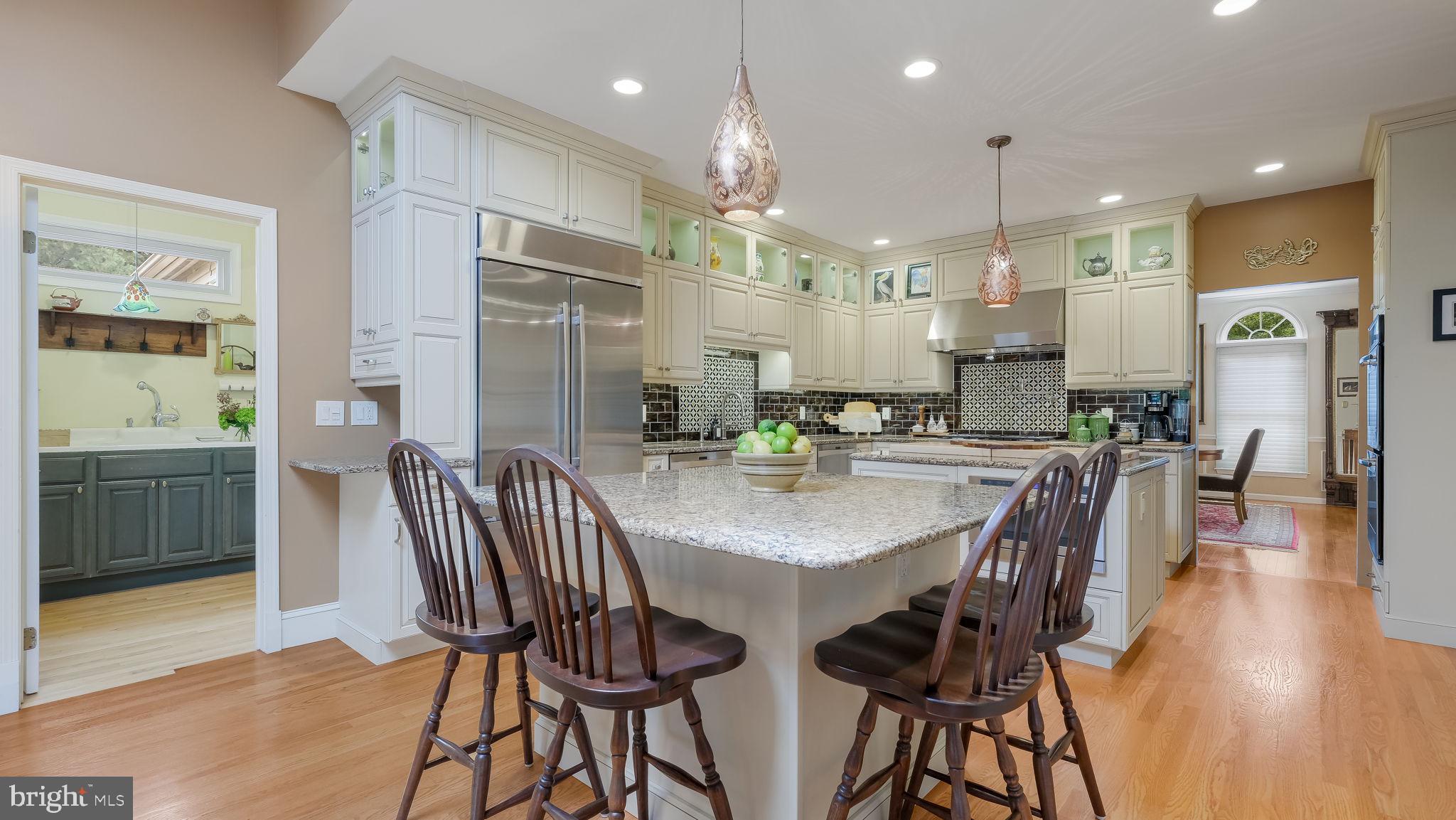 GWYNEDD KNOLL - Residential