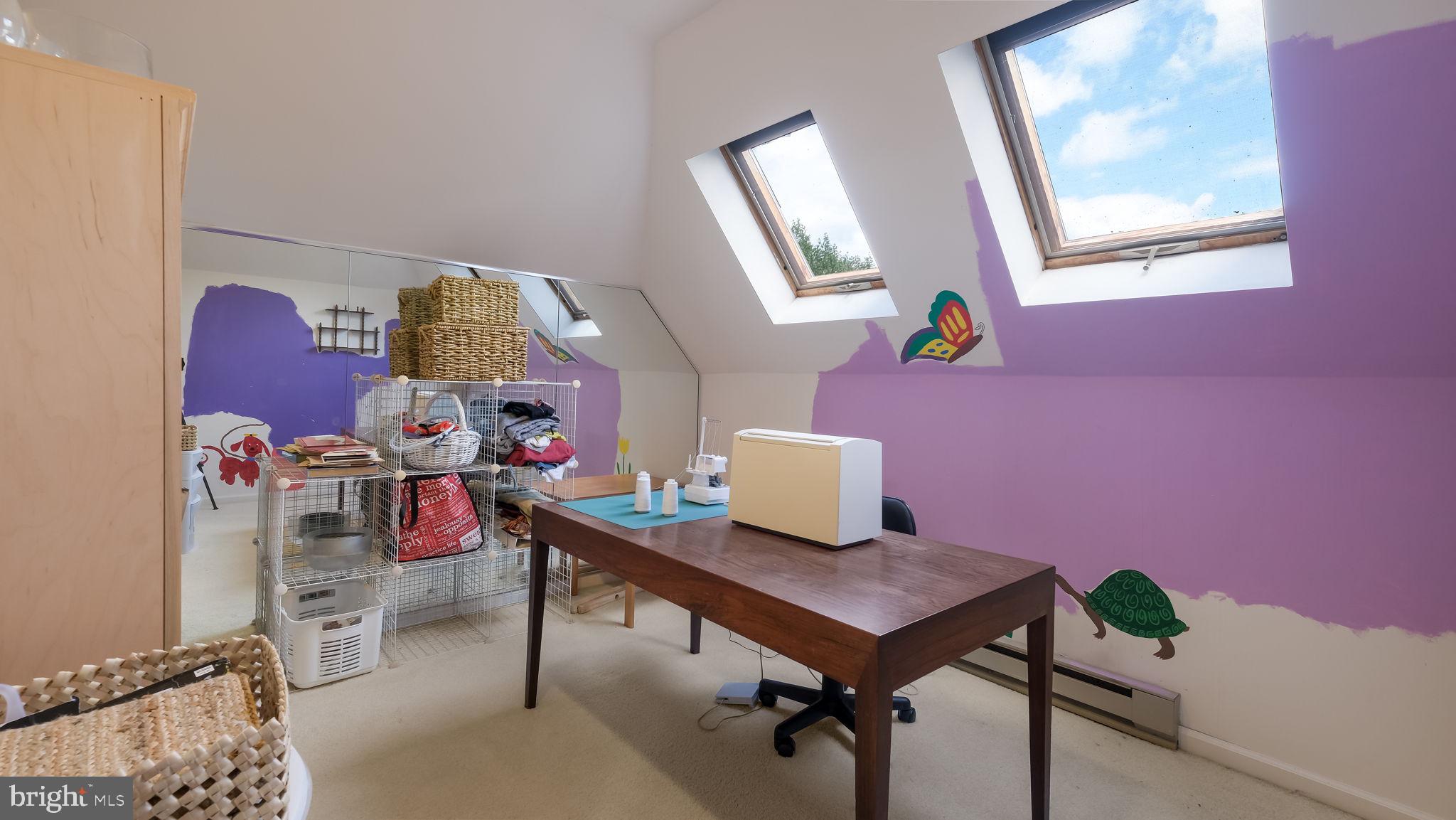 GWYNEDD KNOLL - Residential