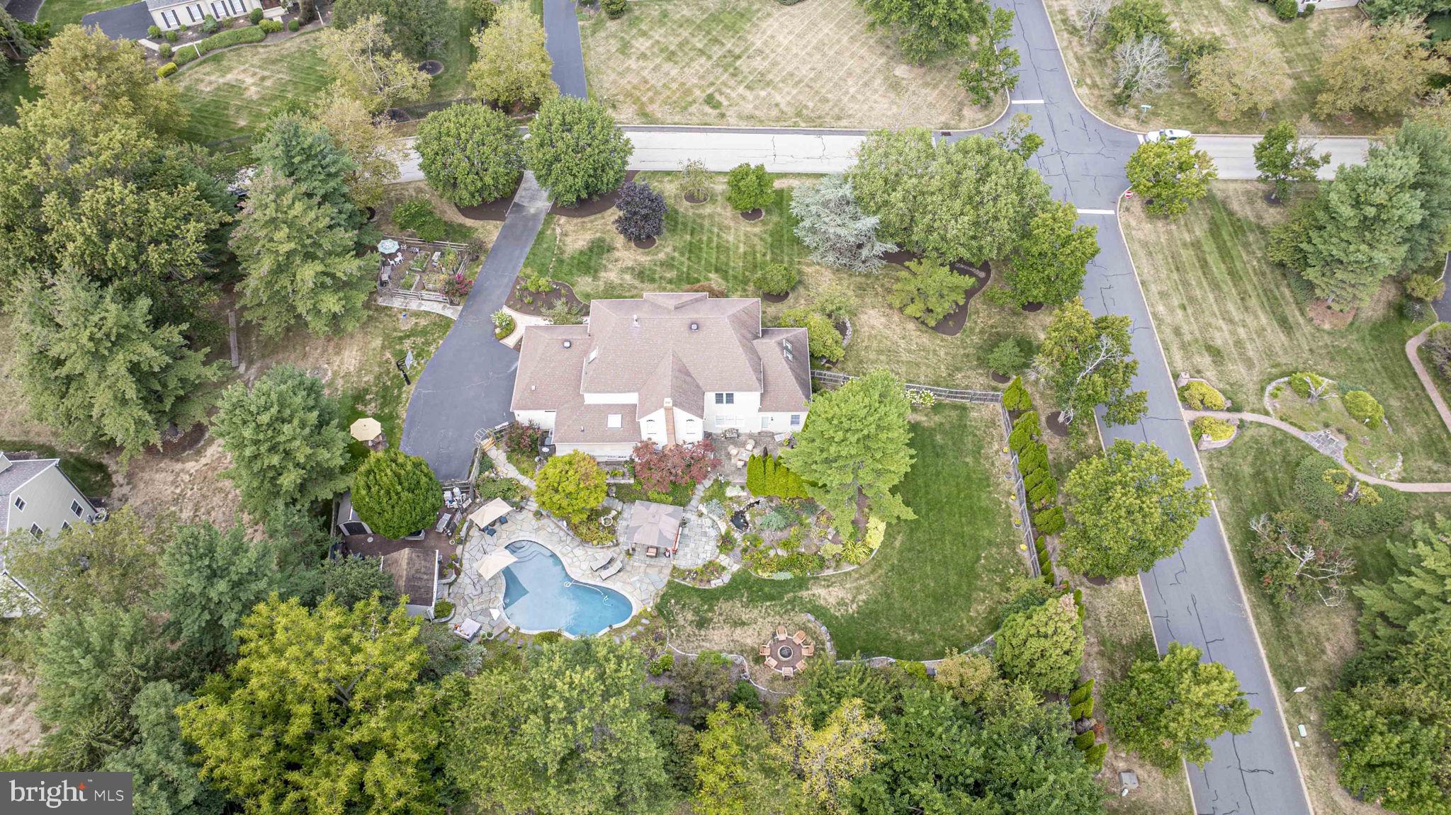 GWYNEDD KNOLL - Residential