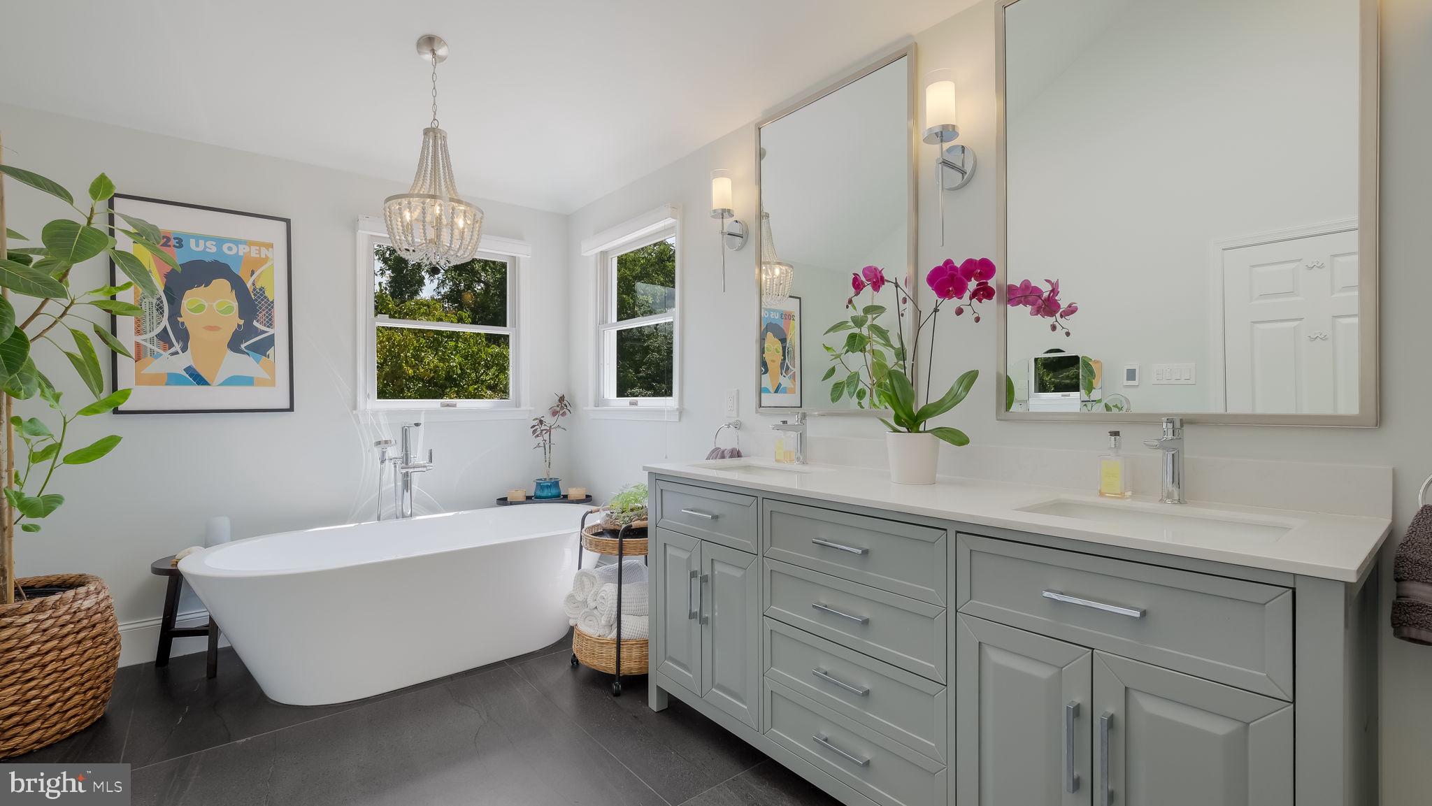 GWYNEDD KNOLL - Residential