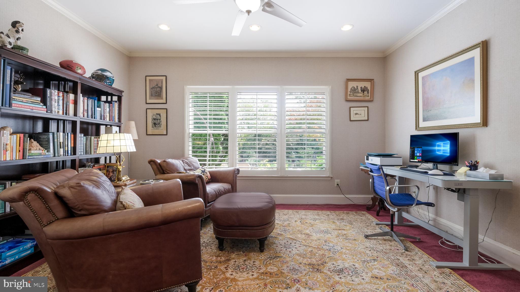 GWYNEDD KNOLL - Residential