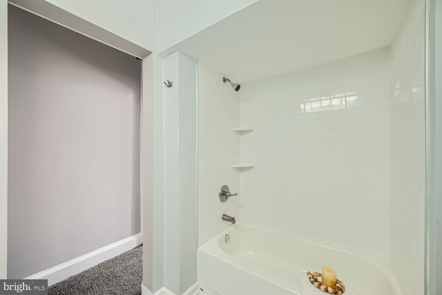 WYMAN PARK HAMPDEN - Residential