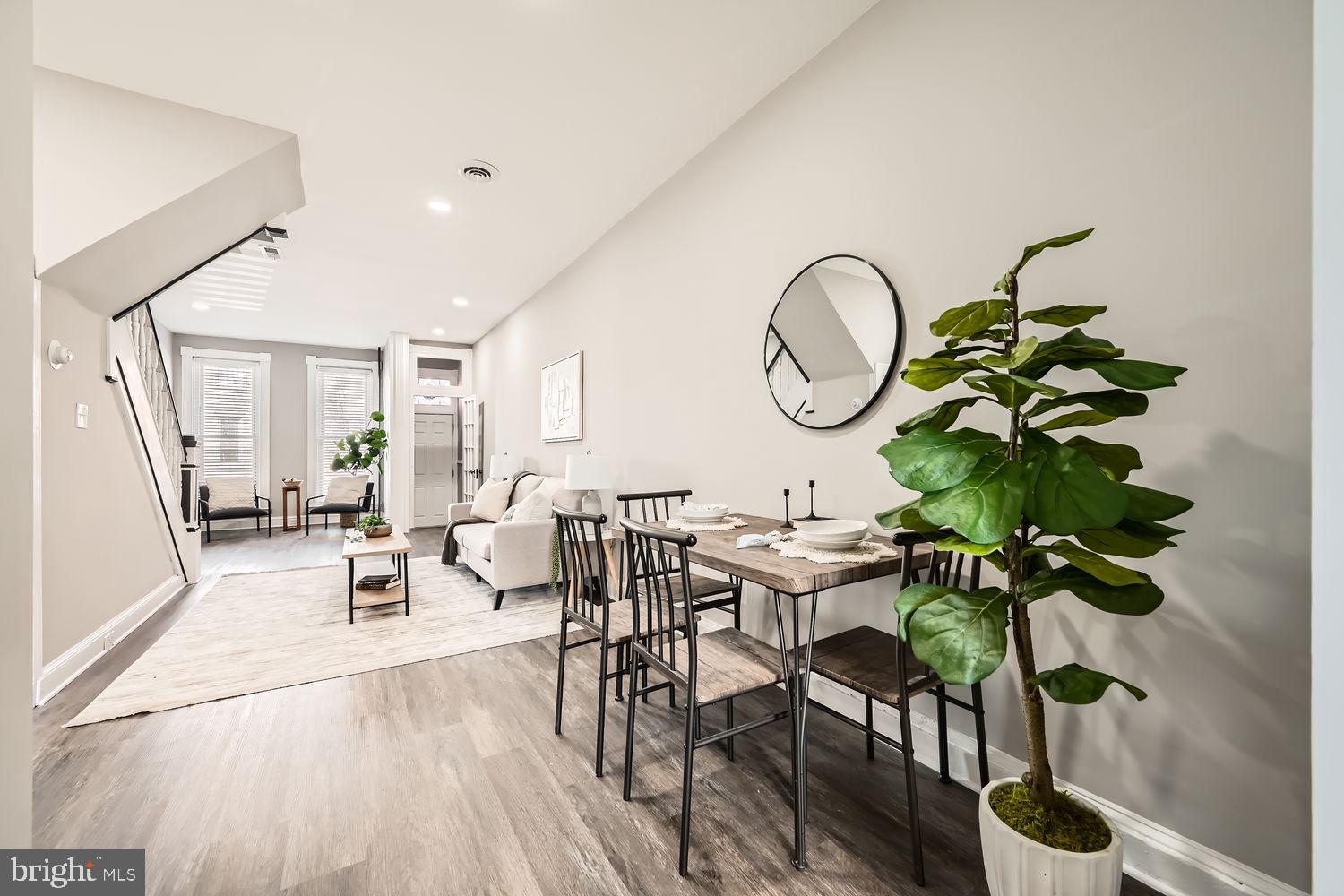 WYMAN PARK HAMPDEN - Residential