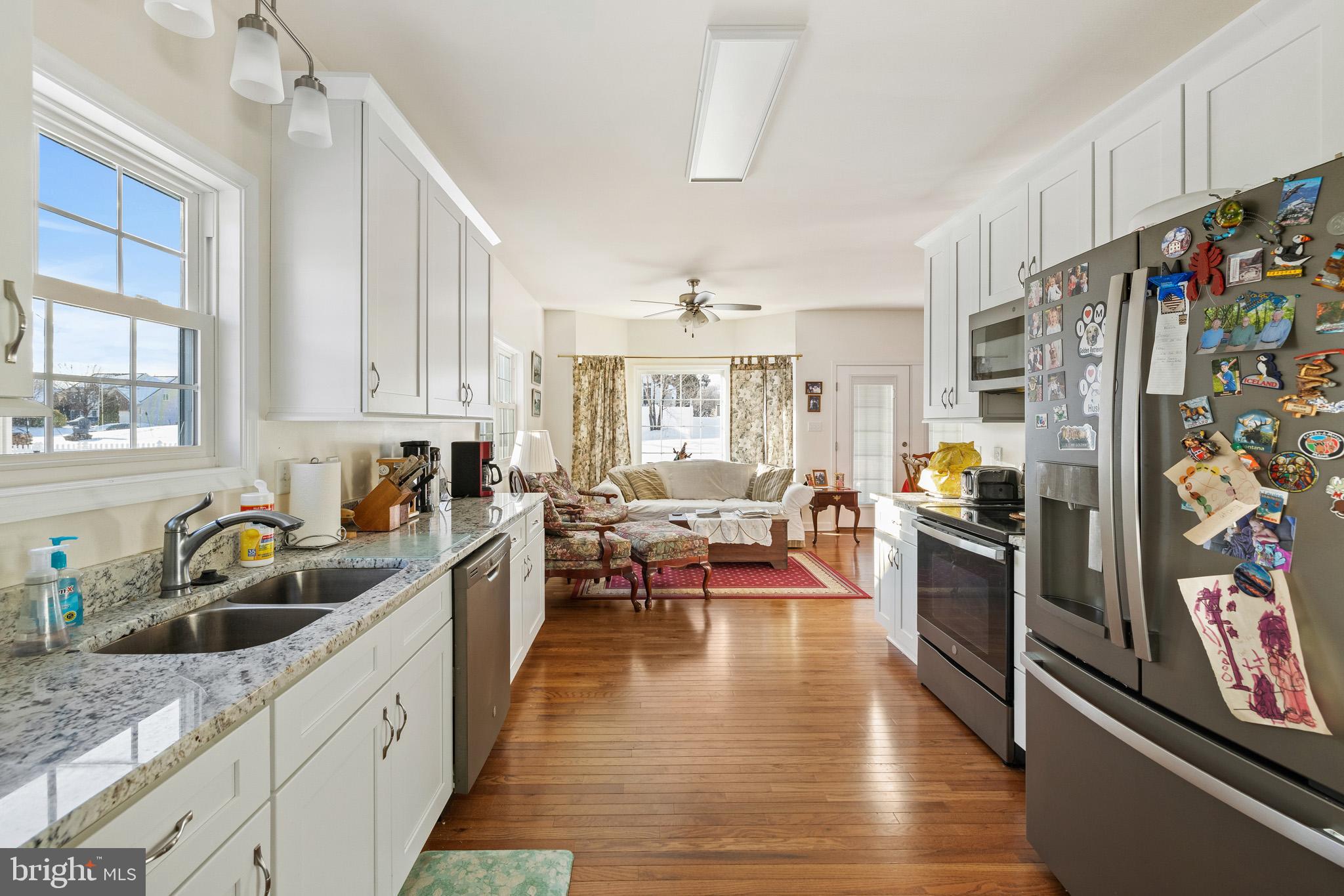 EDINBURG SQUARE - Residential