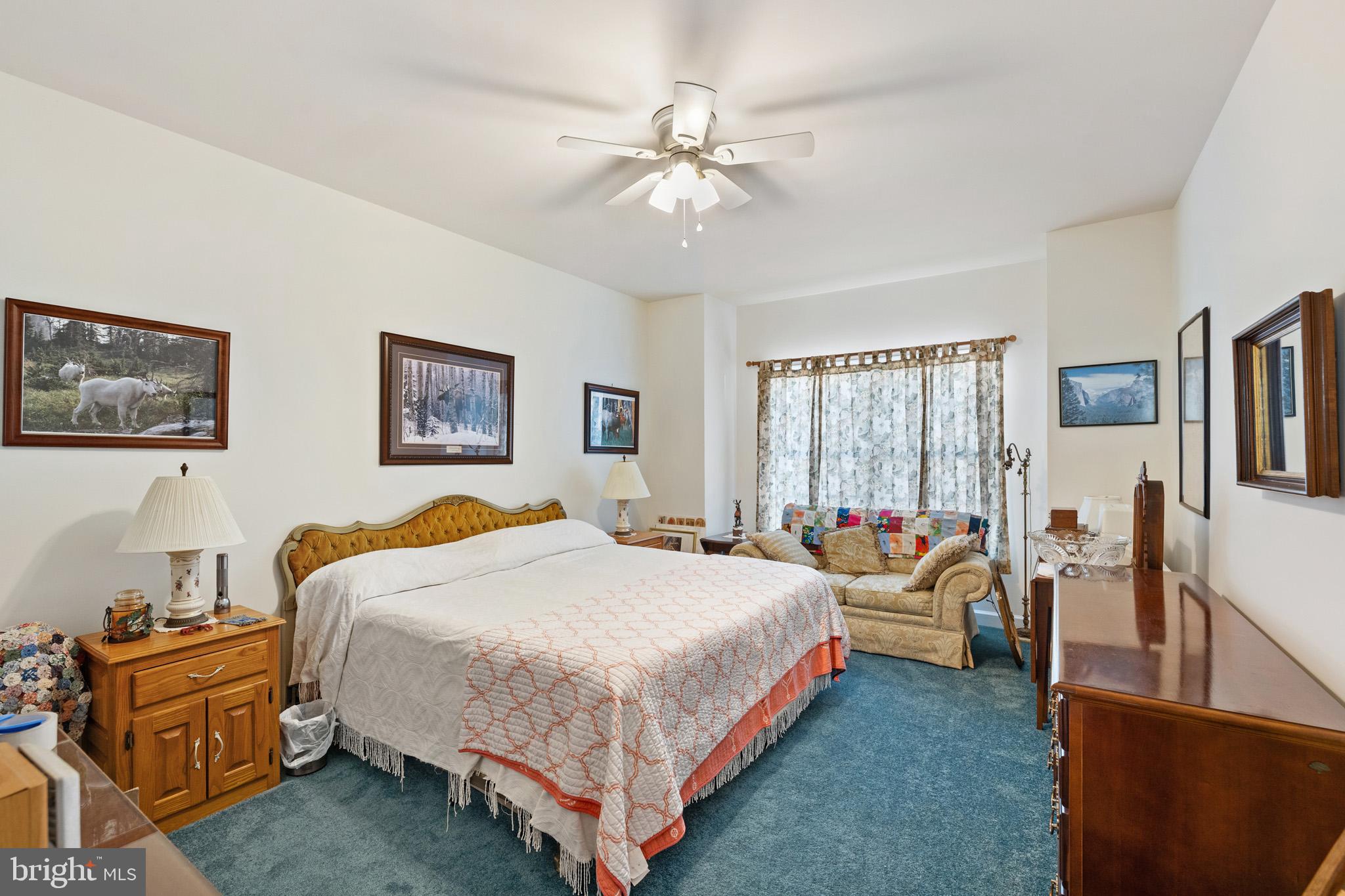 EDINBURG SQUARE - Residential