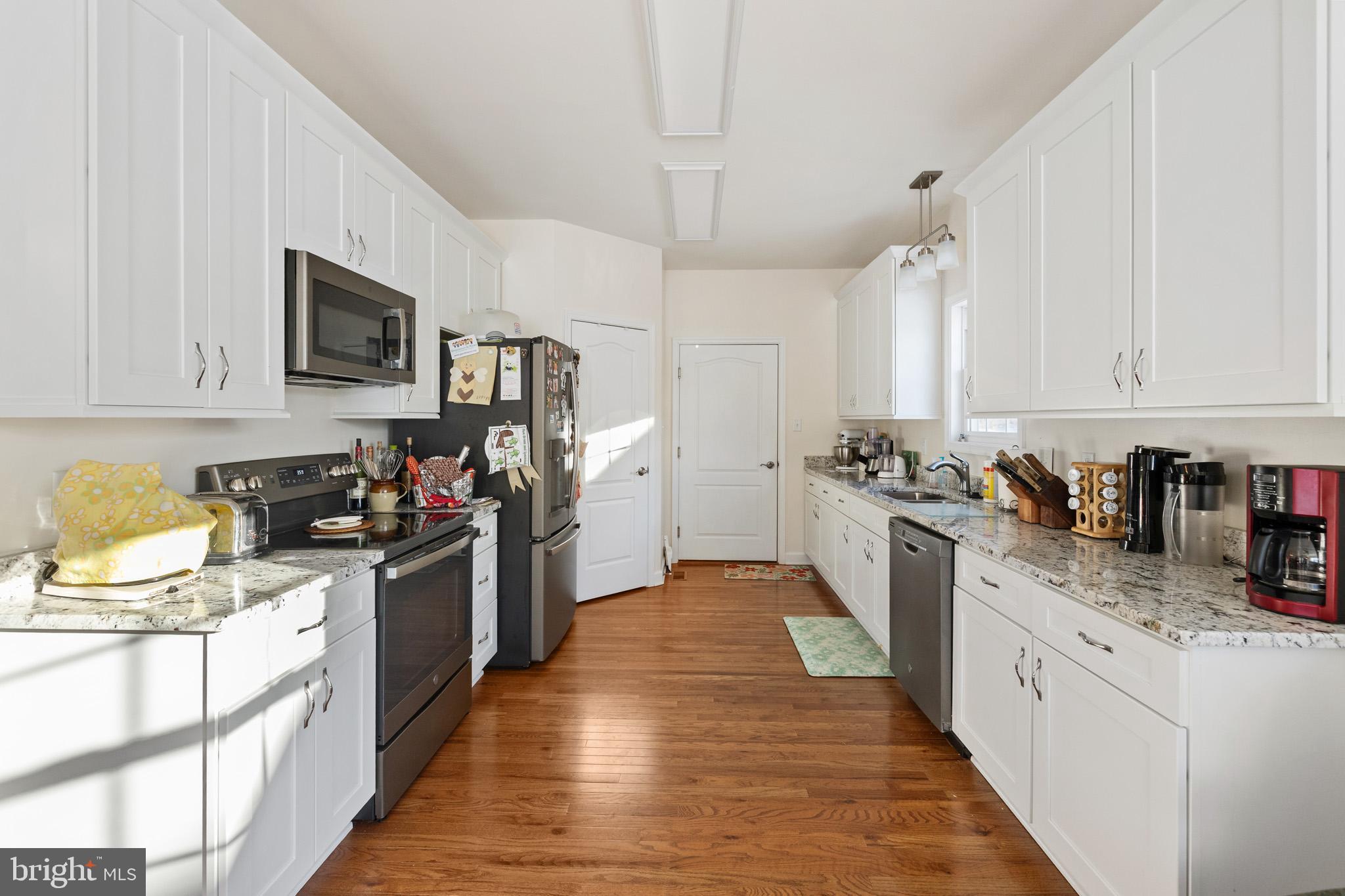 EDINBURG SQUARE - Residential