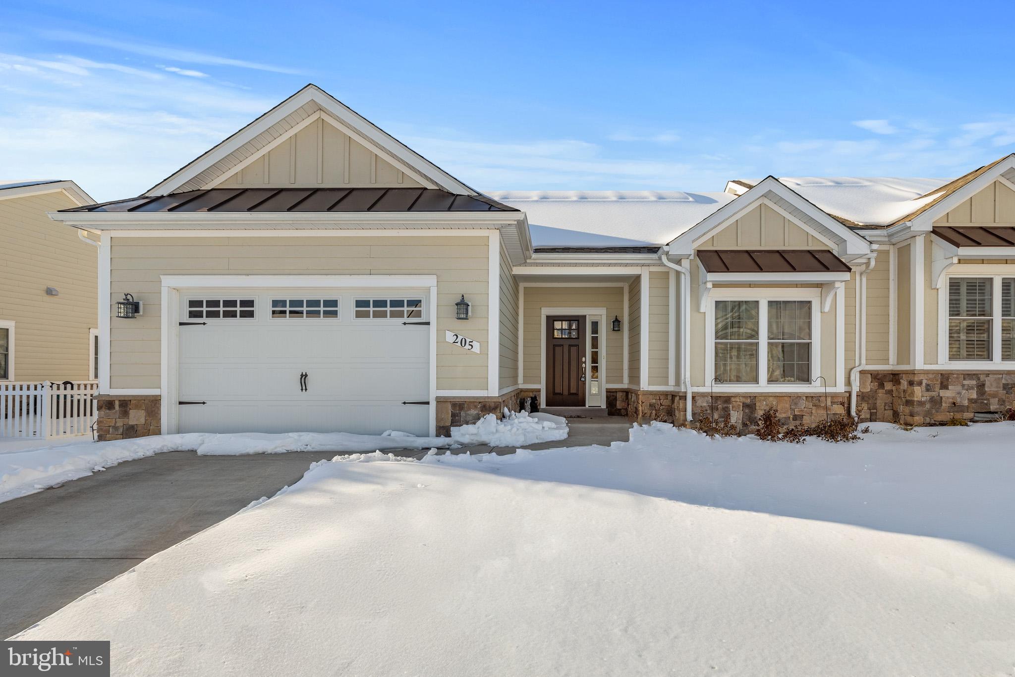 EDINBURG SQUARE - Residential