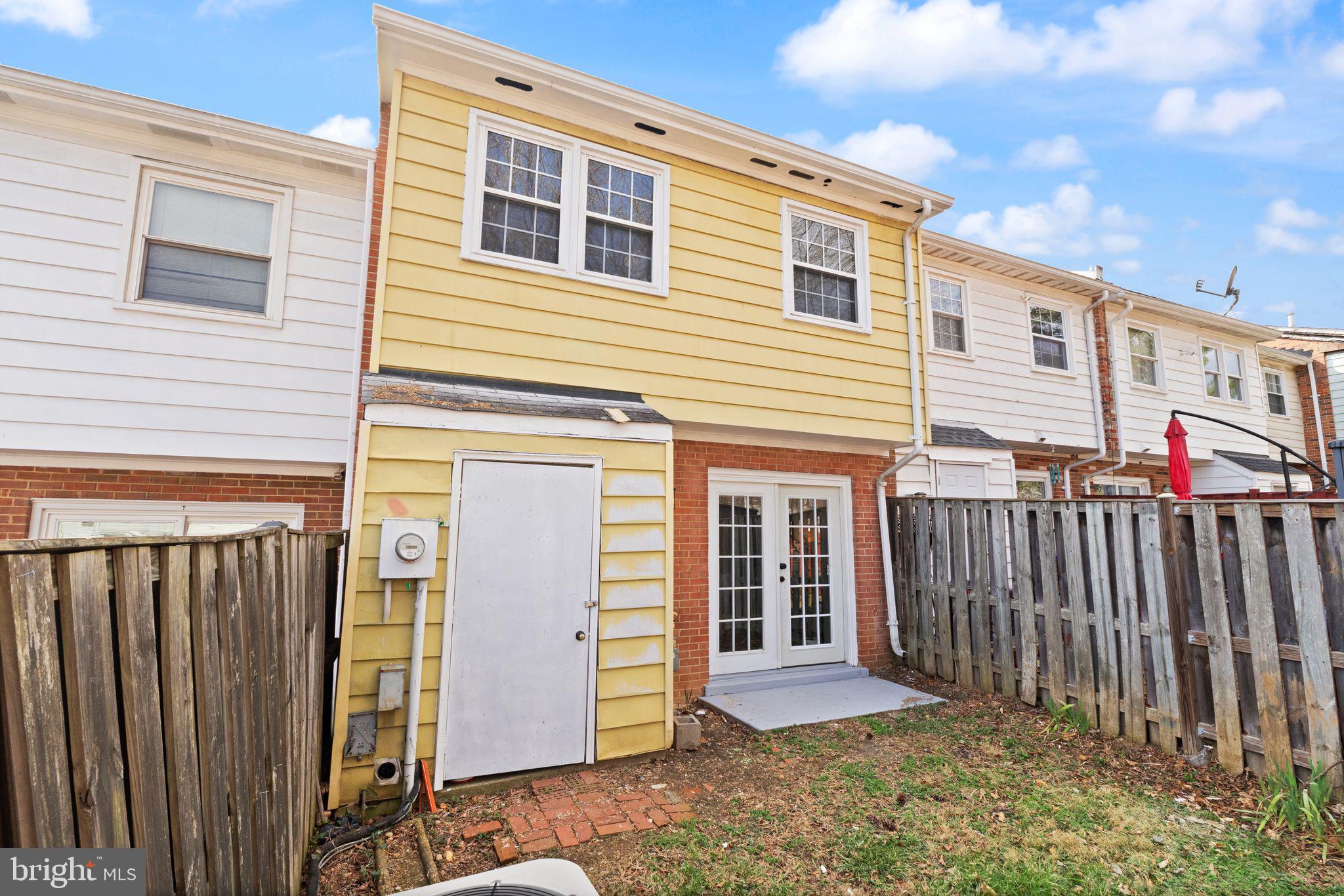 DALE CITY - Residential