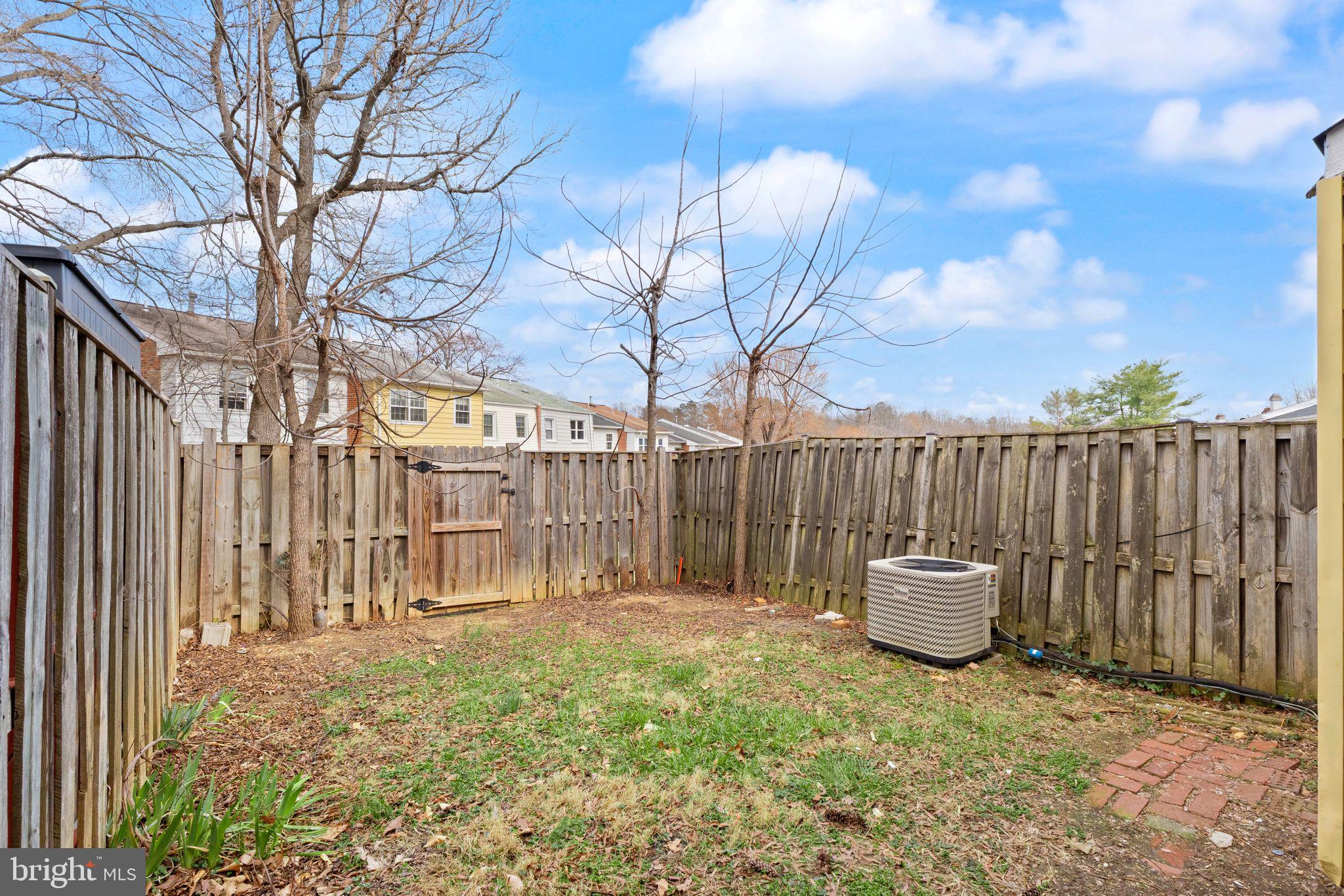 DALE CITY - Residential