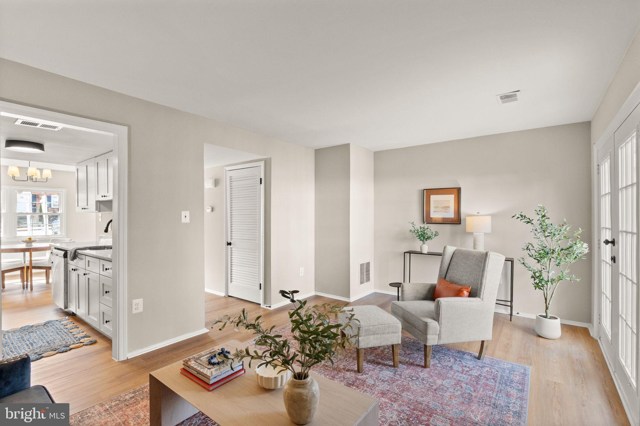 DALE CITY - Residential