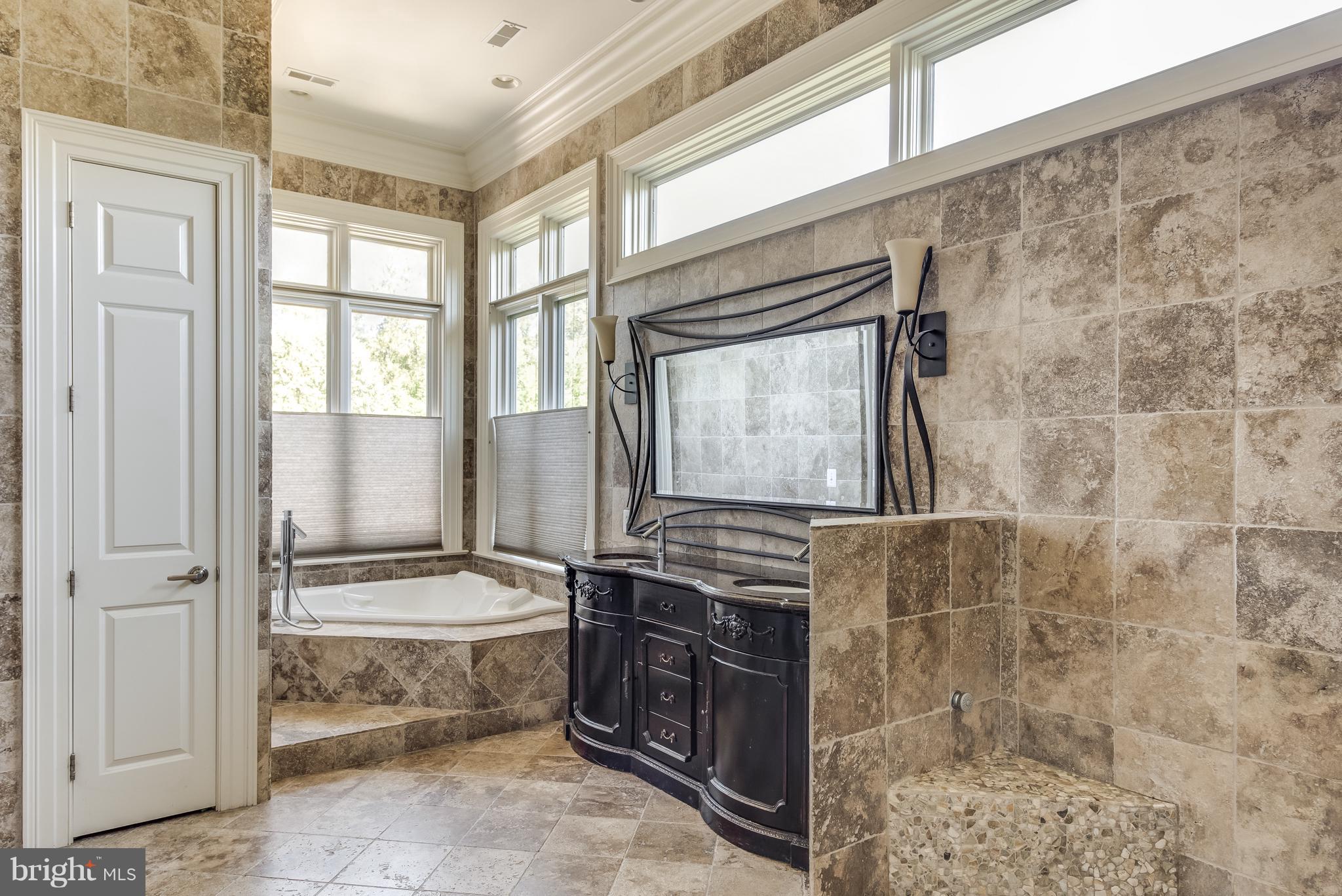 PLEASANT PLAINS - Residential