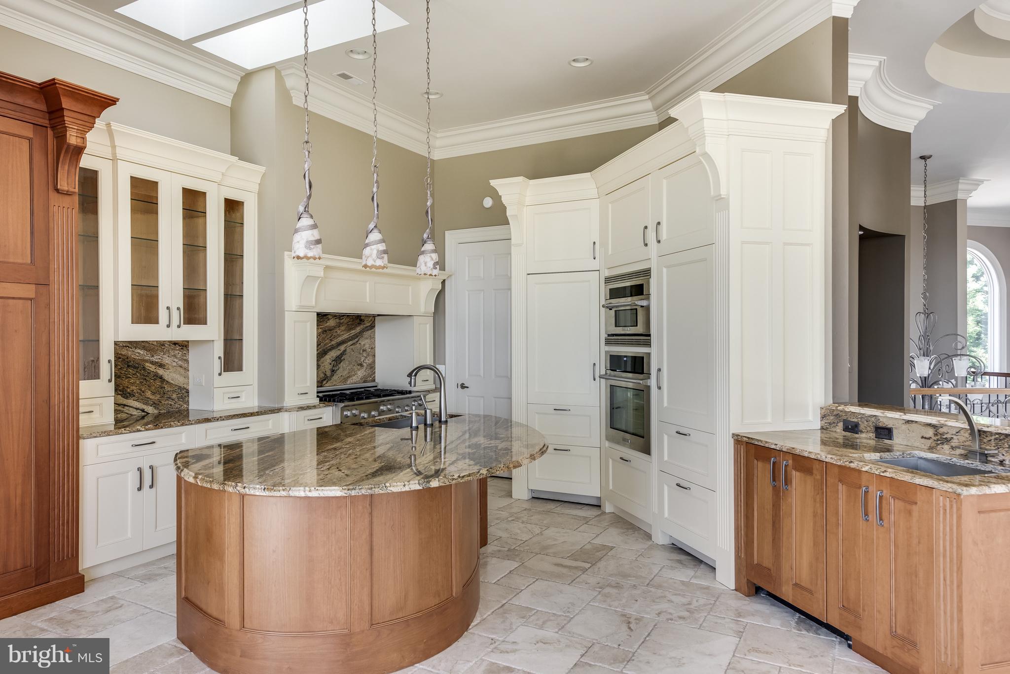 PLEASANT PLAINS - Residential