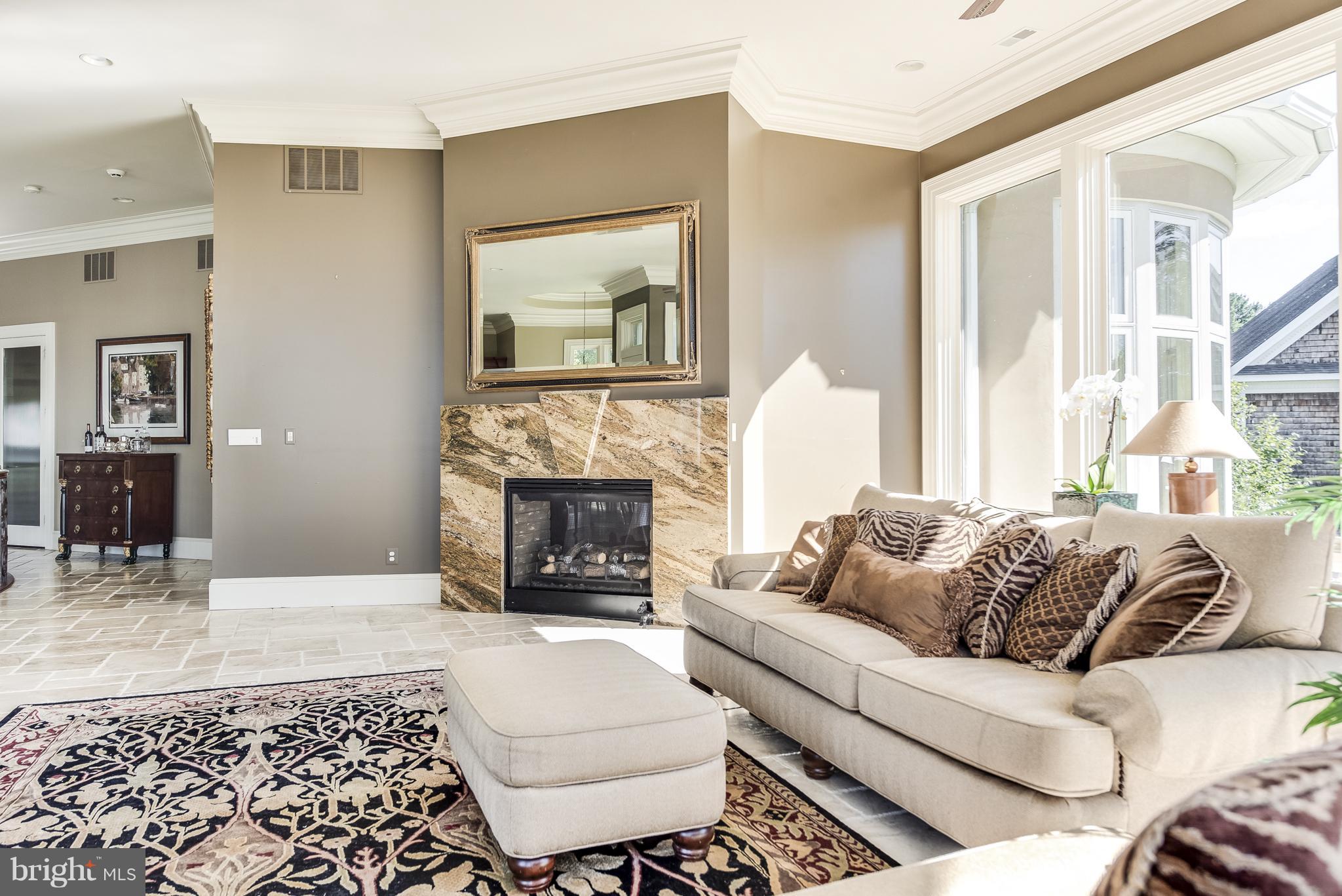 PLEASANT PLAINS - Residential