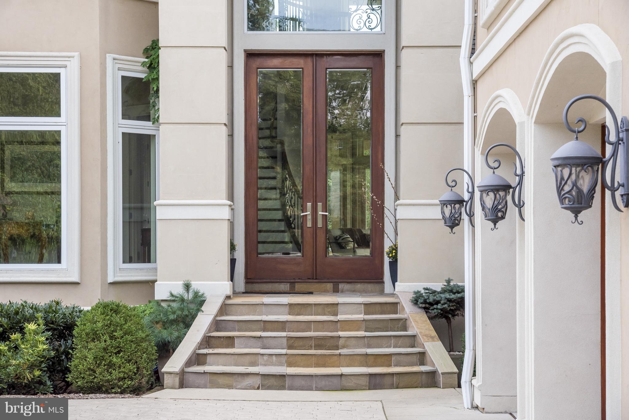 PLEASANT PLAINS - Residential