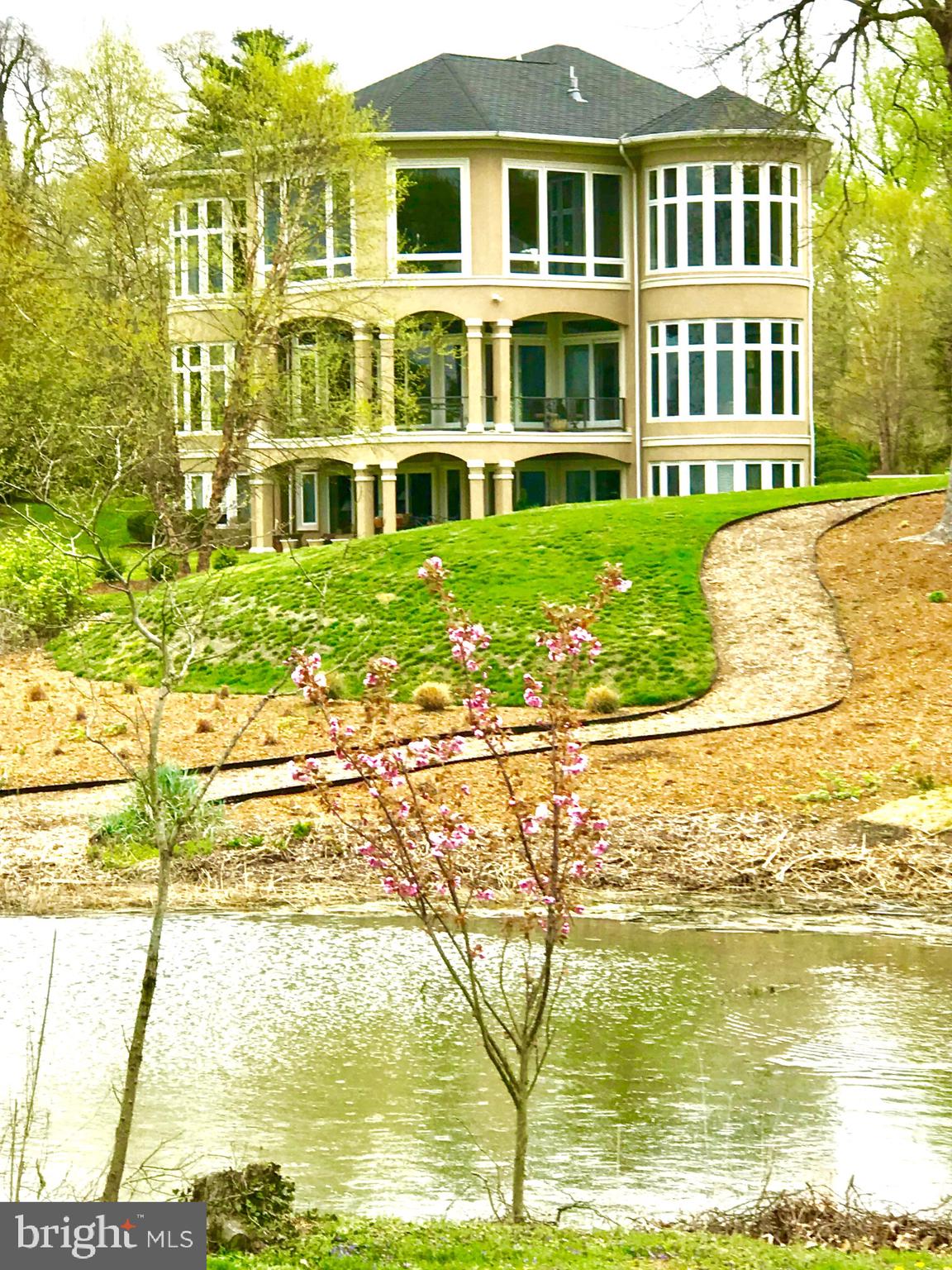 PLEASANT PLAINS - Residential