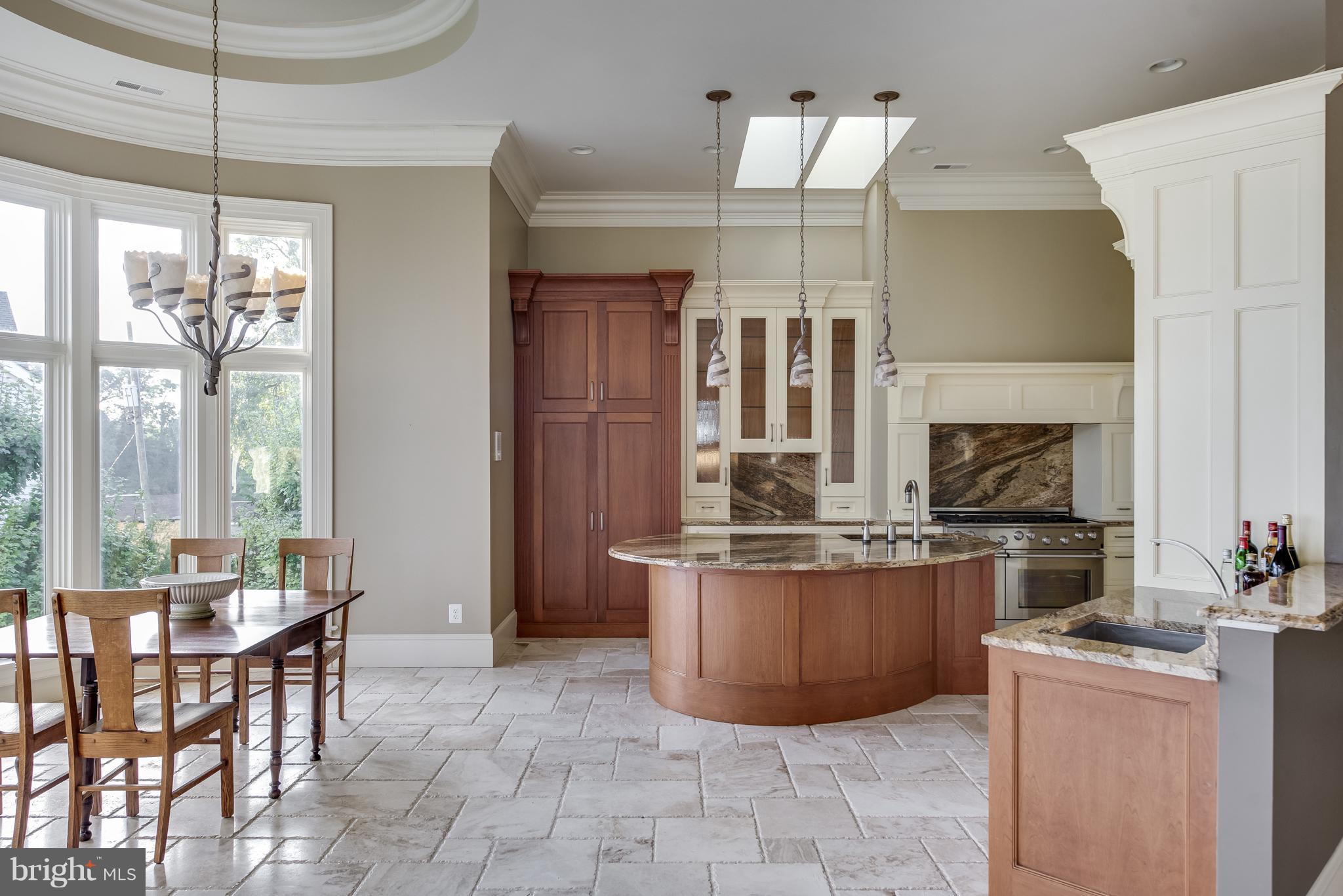 PLEASANT PLAINS - Residential