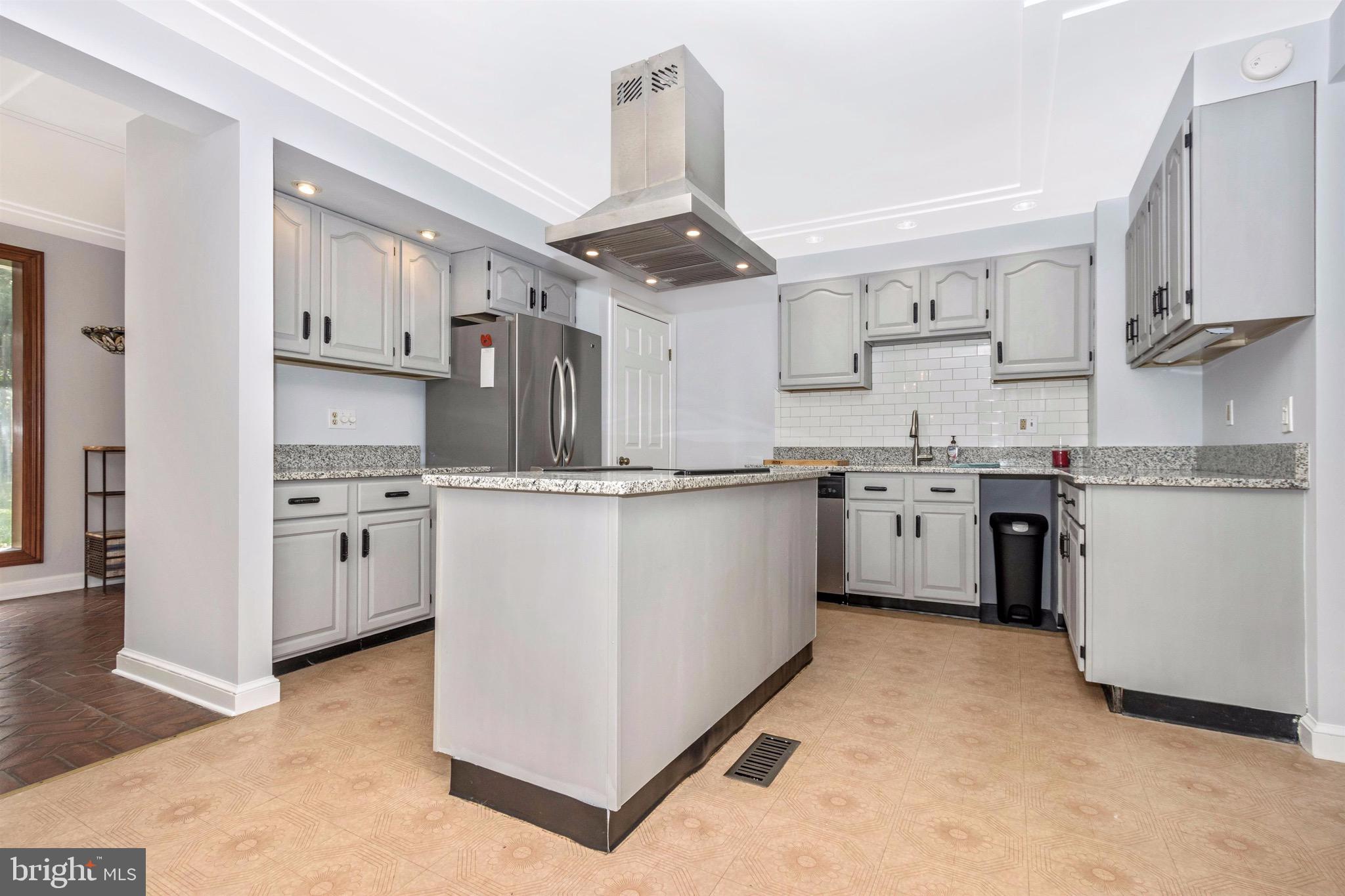 OWINGS MILLS - Residential