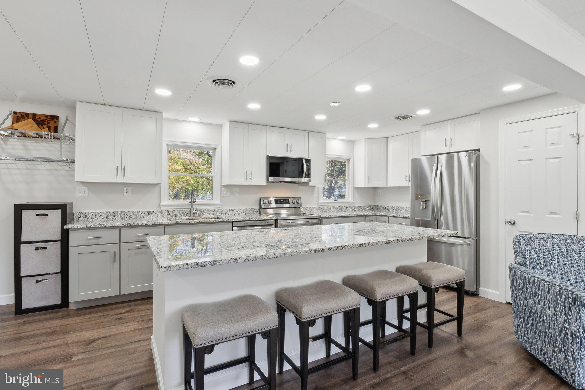 CAPE ST CLAIRE - Residential