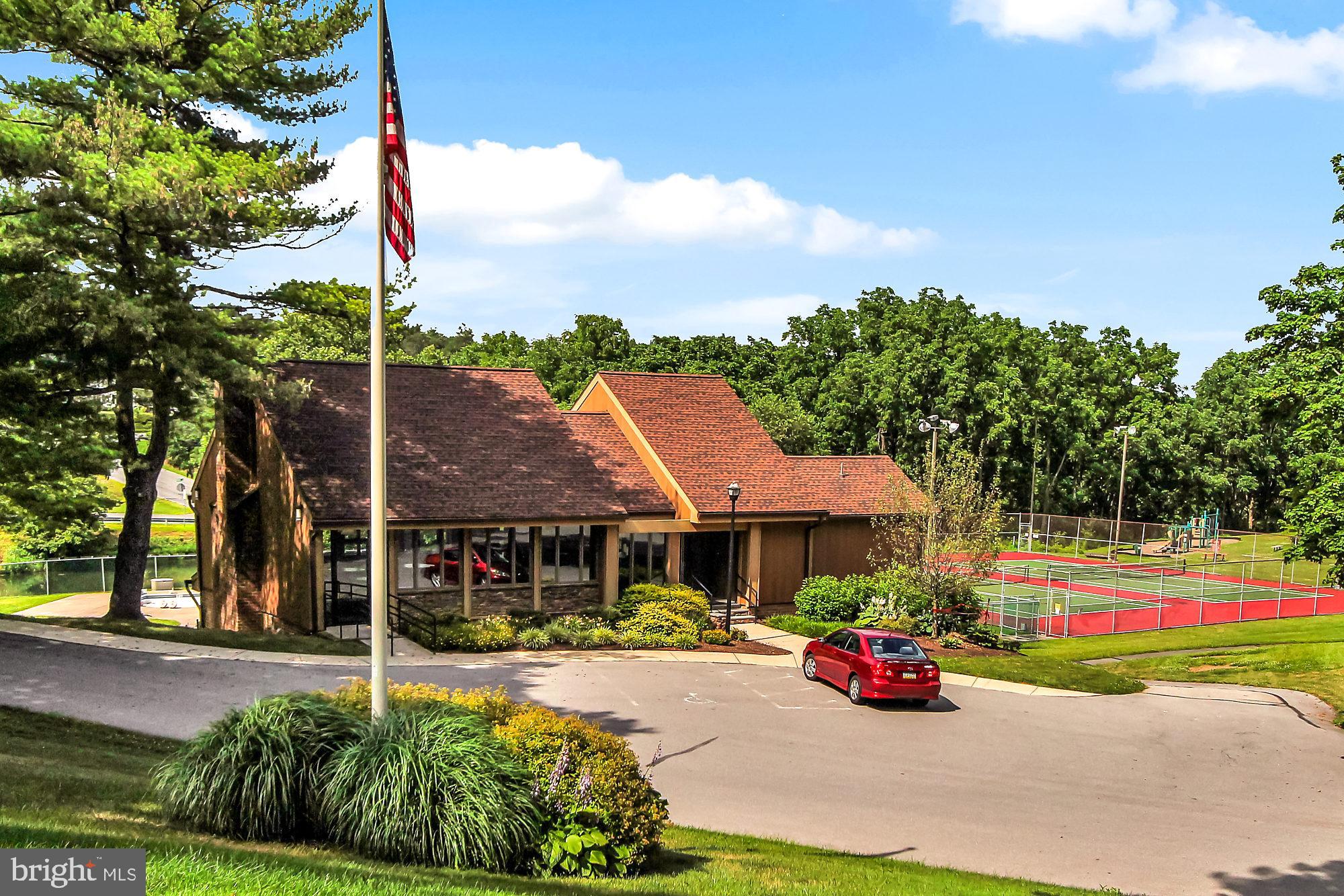 APPLEWOOD - Residential