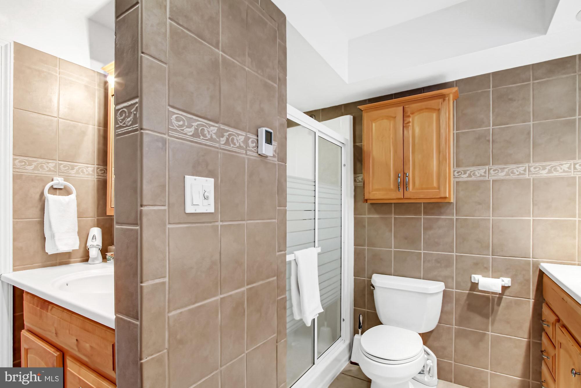 APPLEWOOD - Residential