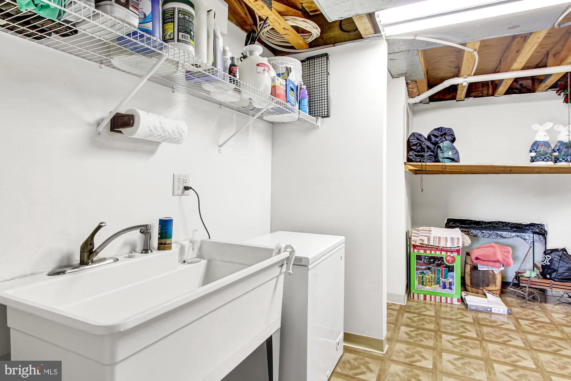 APPLEWOOD - Residential