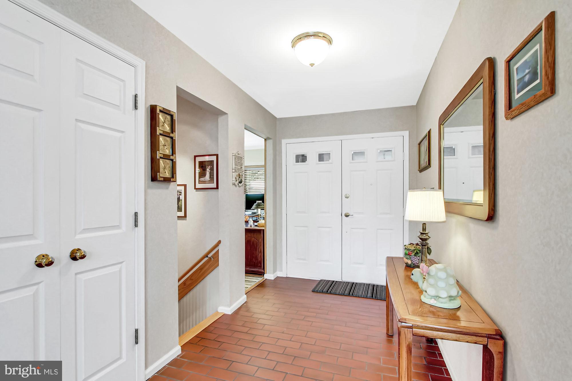 APPLEWOOD - Residential