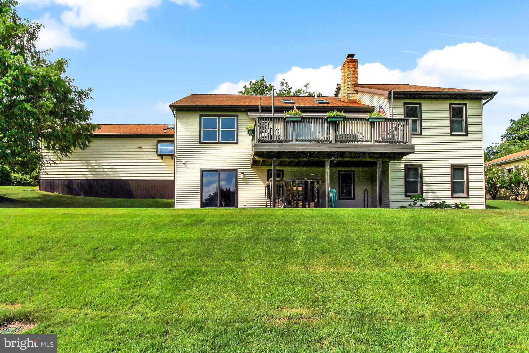 APPLEWOOD - Residential