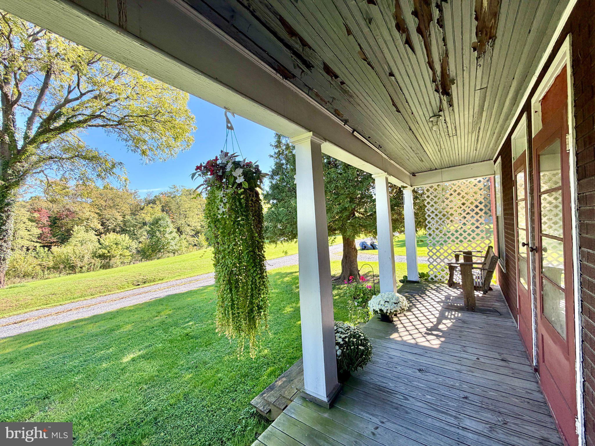 199 WHISTLESTOP ROAD
