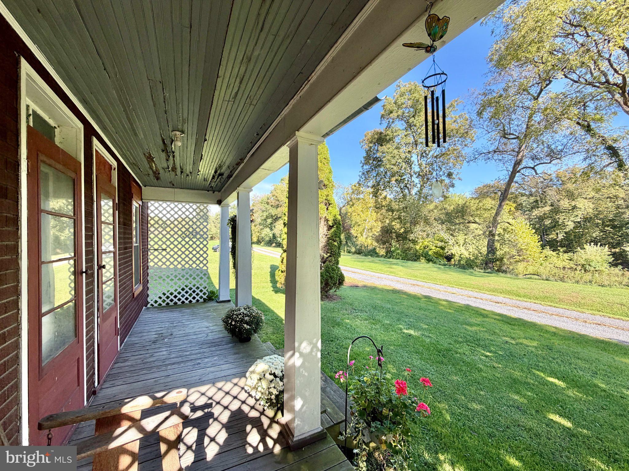 199 WHISTLESTOP ROAD