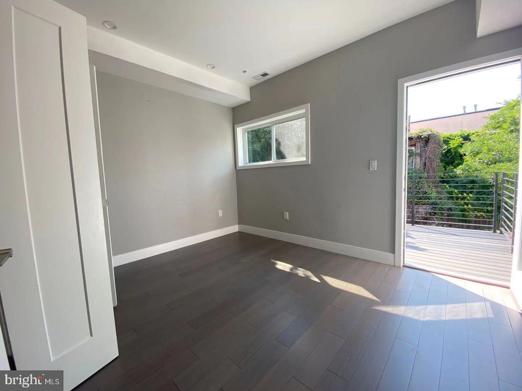 Photo of 606 N 11th Street, PHILADELPHIA, PA 19123 (MLS # PAPH2530992)